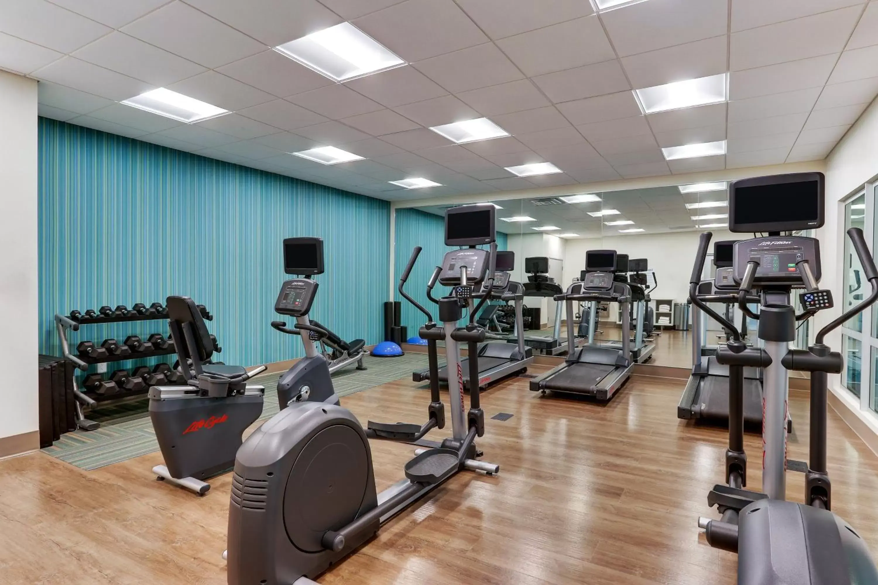 Fitness centre/facilities in Holiday Inn Express & Suites - Middletown - Goshen by IHG Fitness centre/facilities in Holiday Inn Express & Suites - Middletown - Goshen by IHG