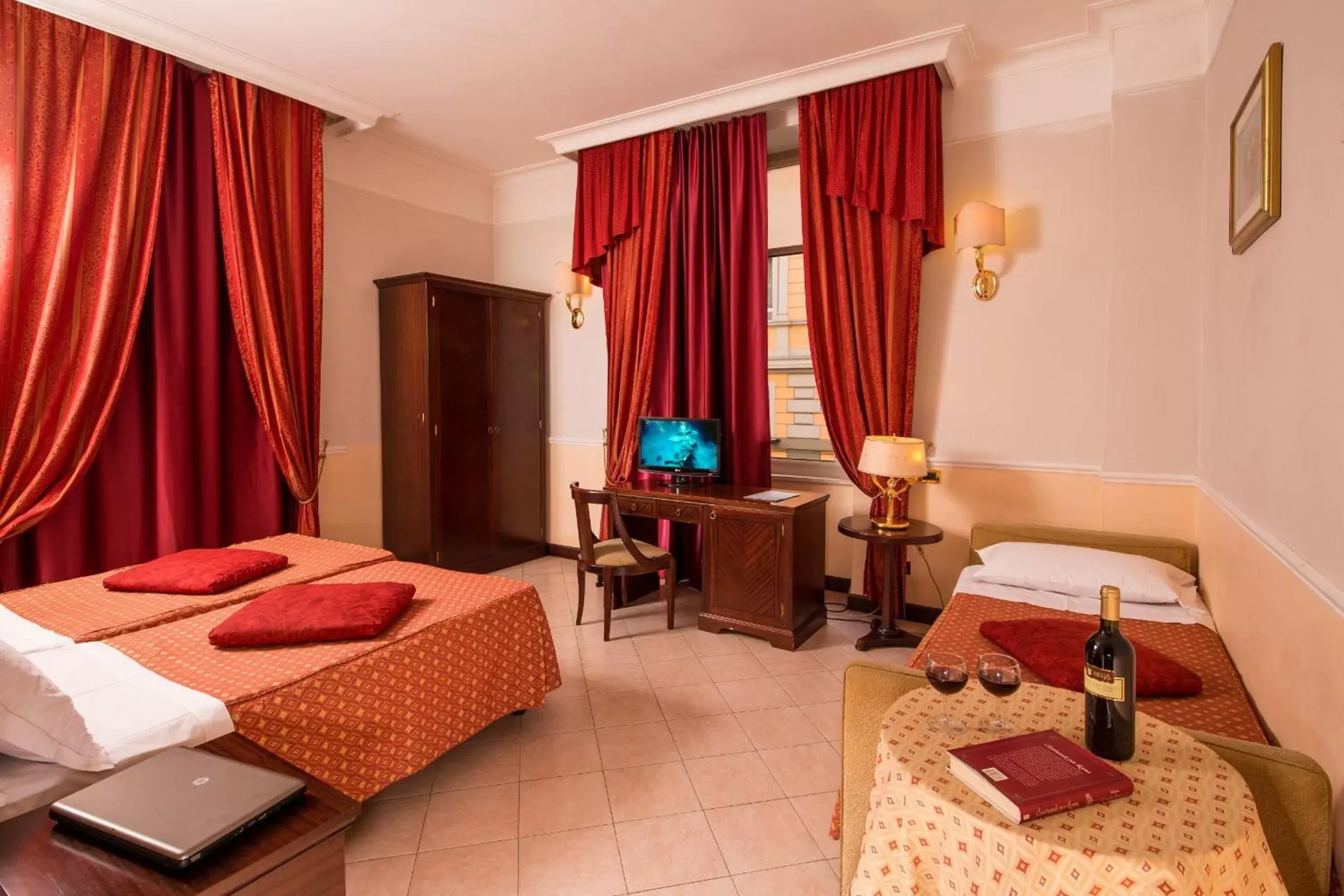 Bedroom in Hotel Nizza