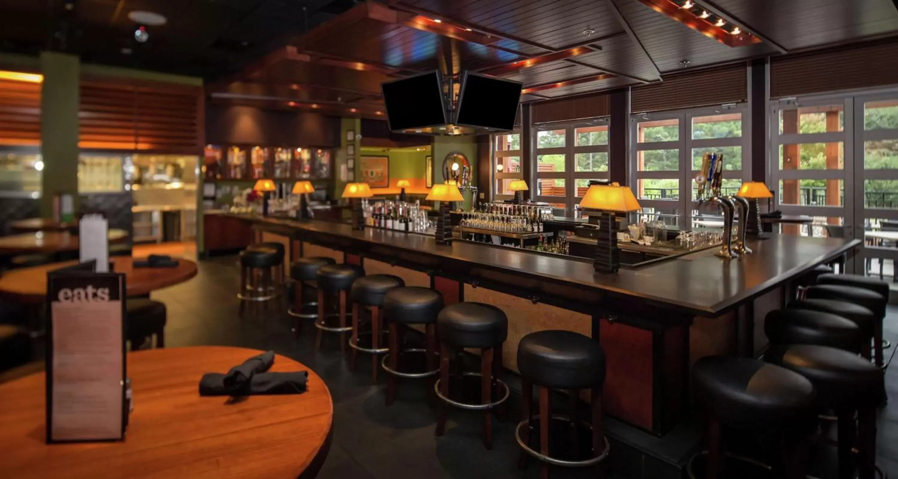 Lounge or bar, Lounge/Bar in DoubleTree by Hilton Columbus