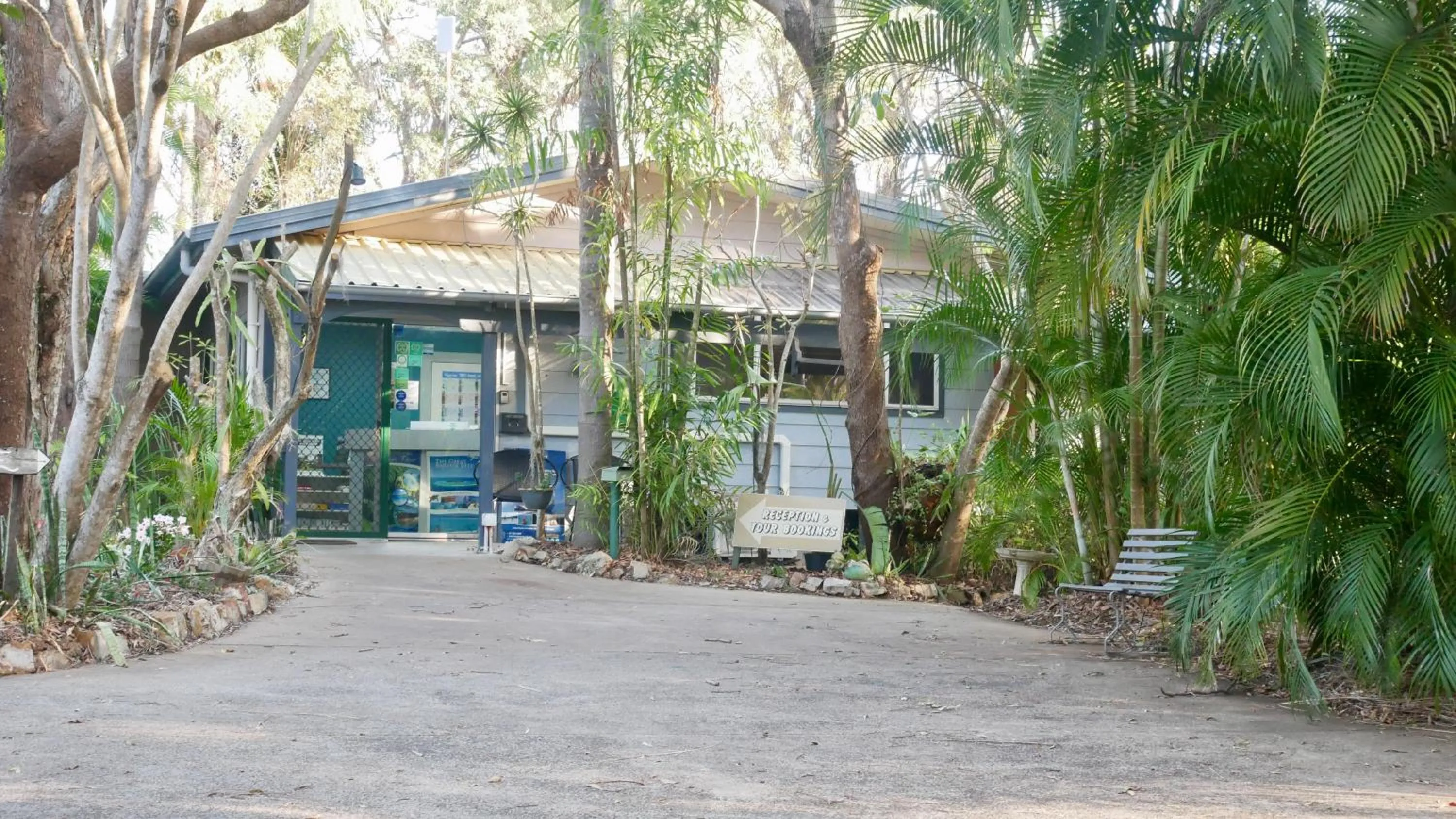 Emeraldene Inn & Eco-Lodge