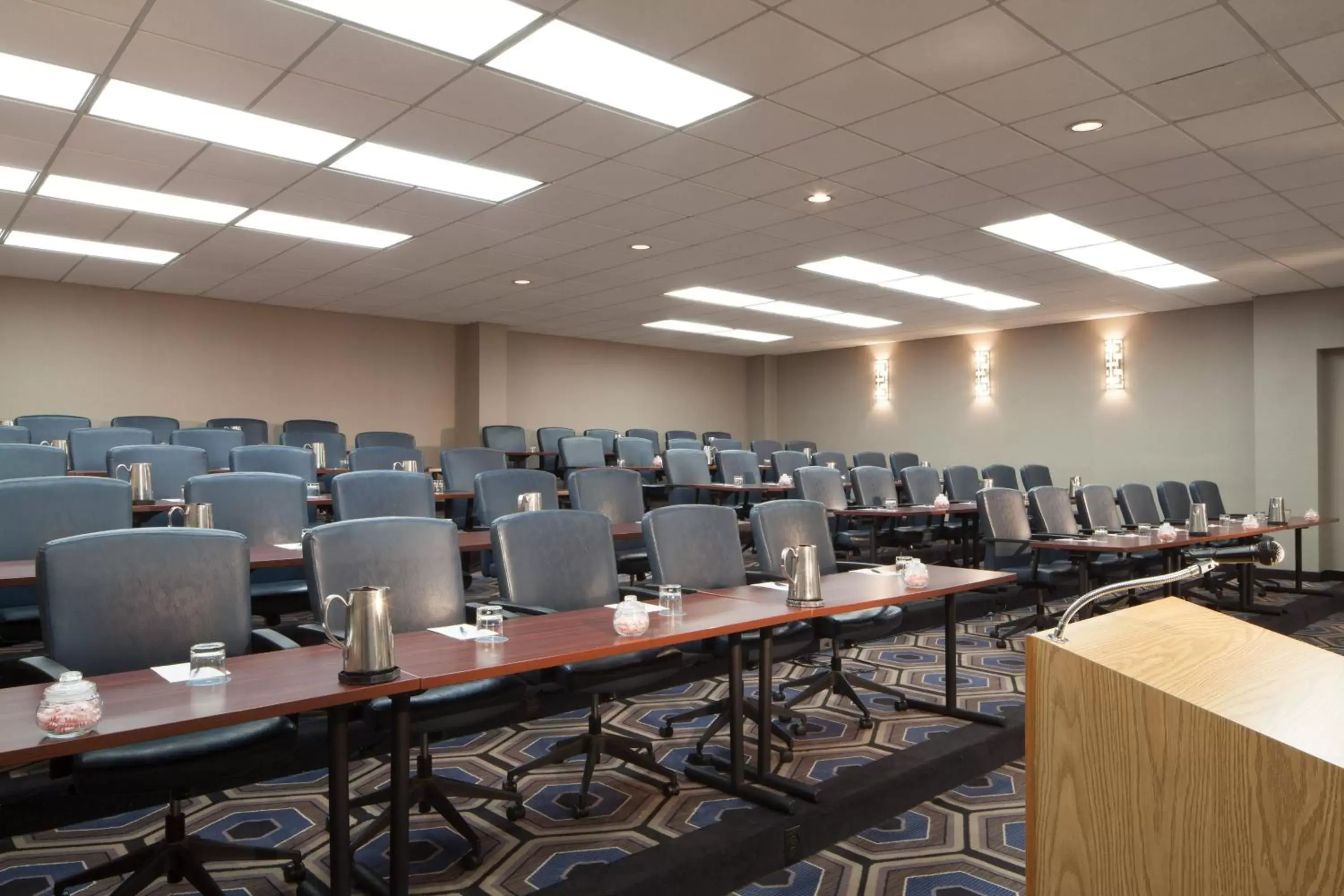 Meeting/conference room in Sheraton Bucks County Langhorne