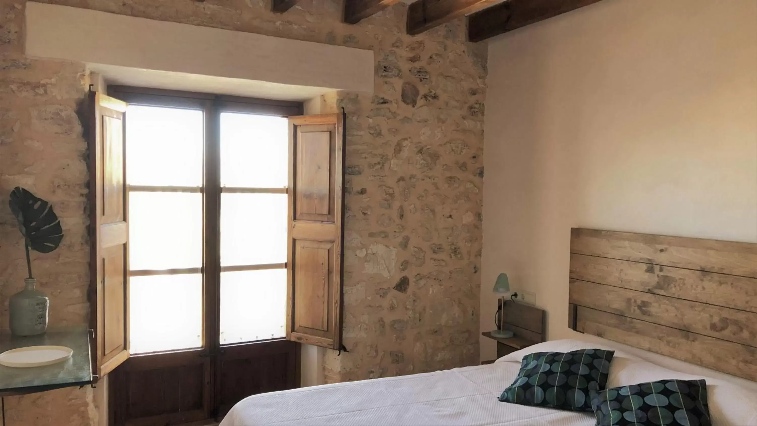 Photo of the whole room, Bed in Vista de la Vila - Turismo de interior.