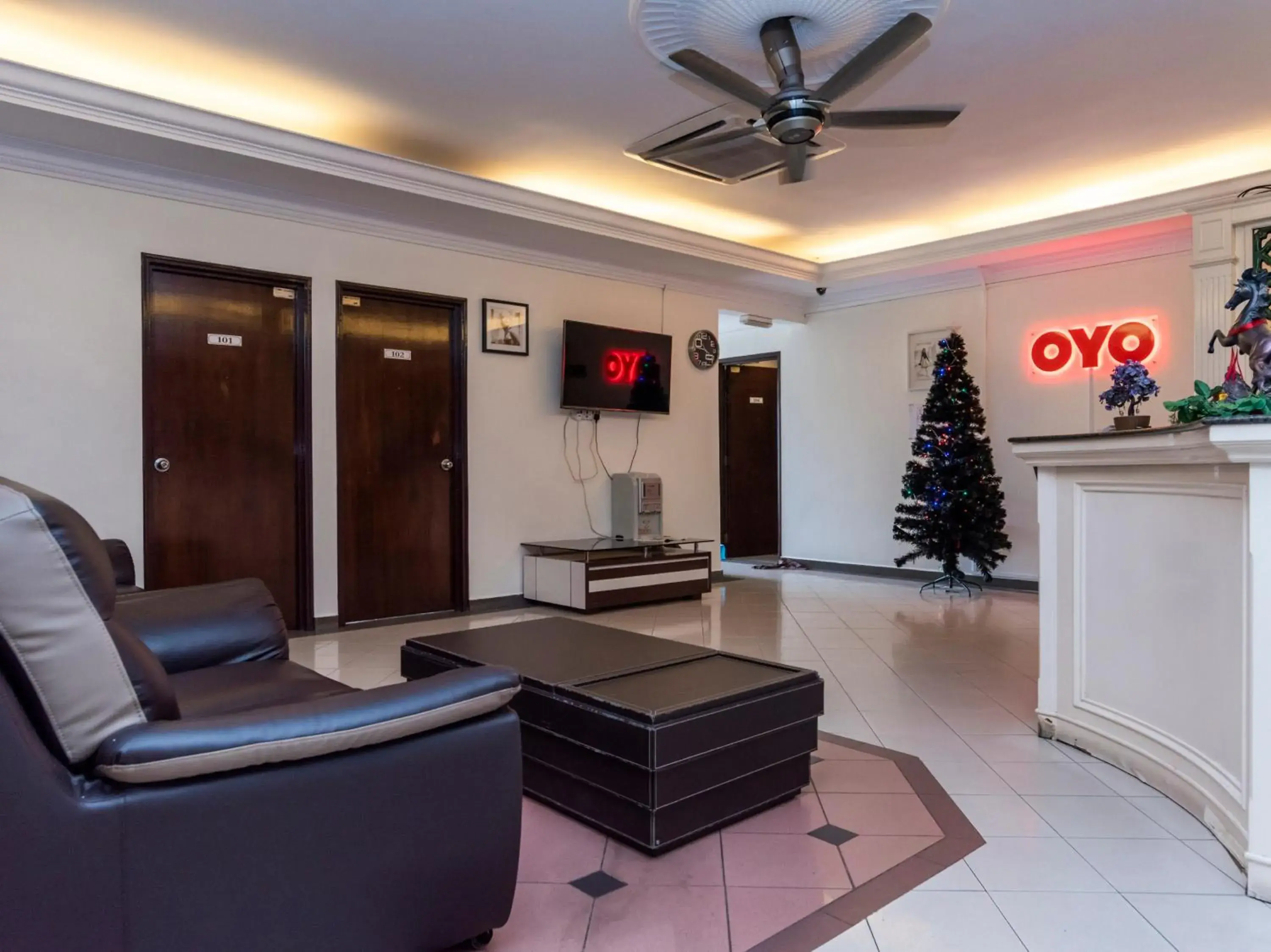 Lobby or reception, Lobby/Reception in OYO 44027 Golden Horse Hotel