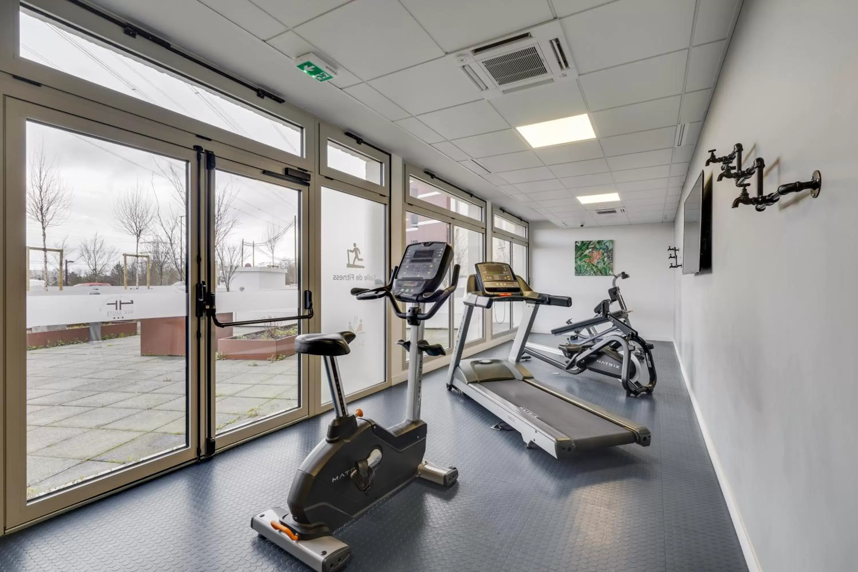 Fitness centre/facilities, Fitness Center/Facilities in All Suites Appart Hôtel Massy Palaiseau