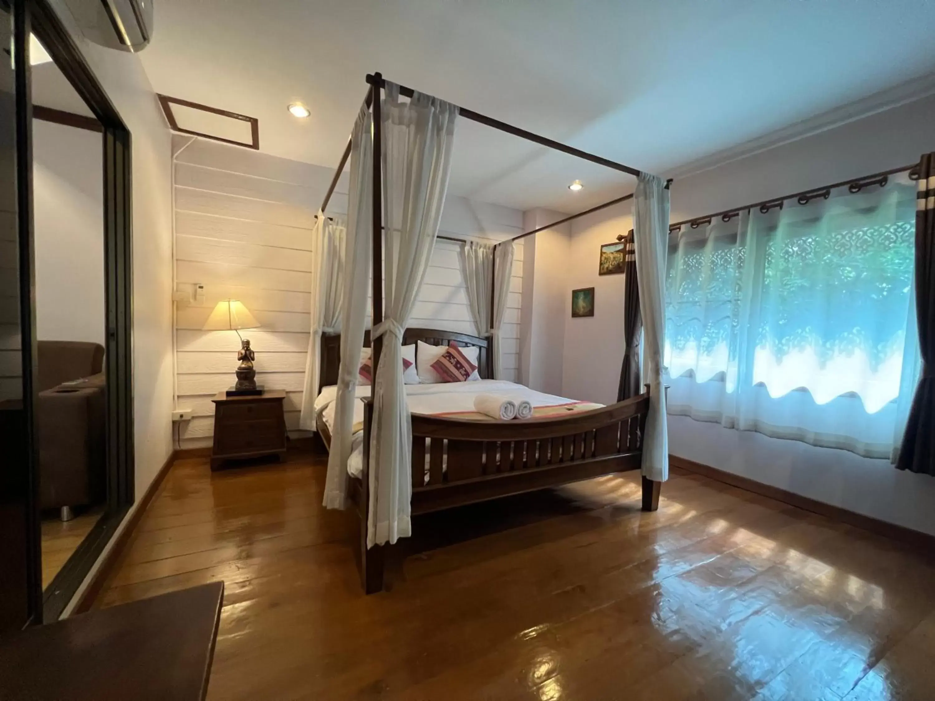 Bed in Pha Thai House