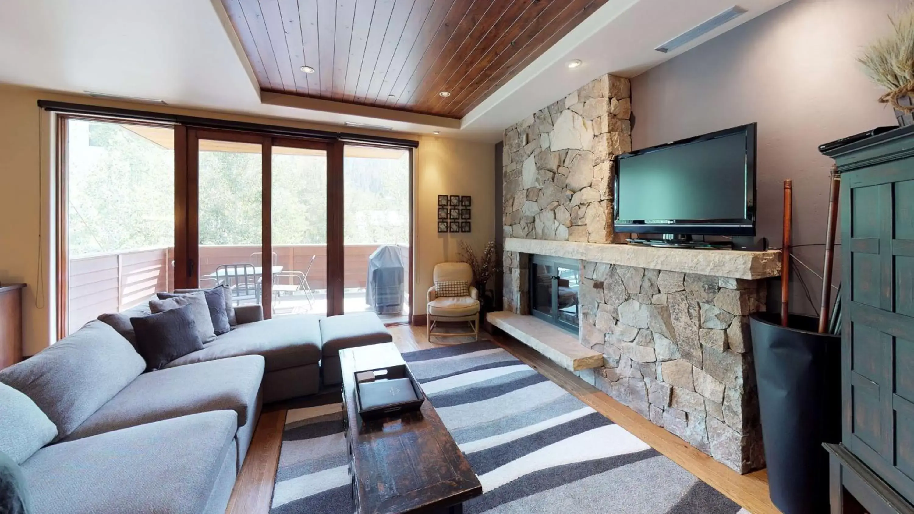 TV and multimedia, Seating Area in Vail Residences at Cascade Village, a Destination by Hyatt Residence