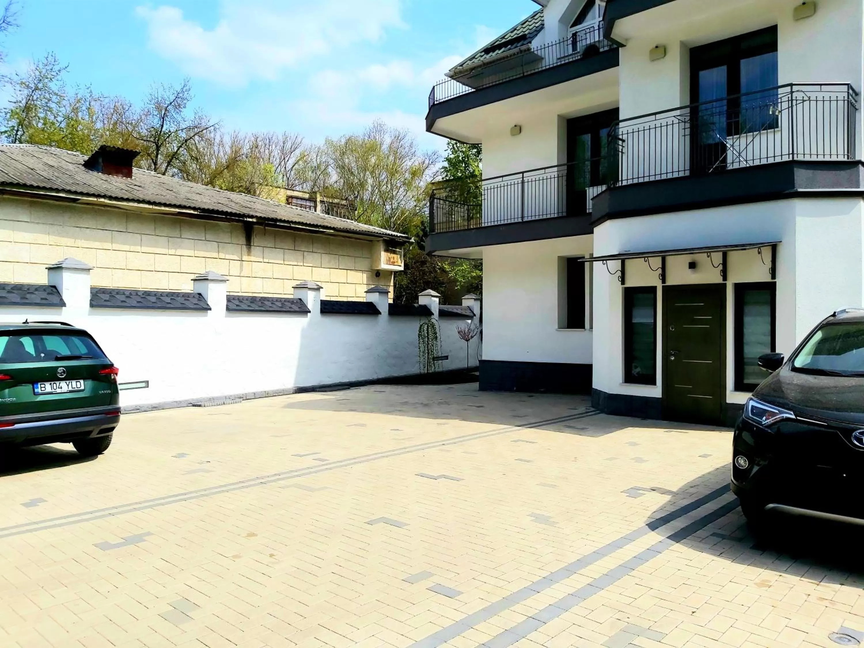 Property Building in White House