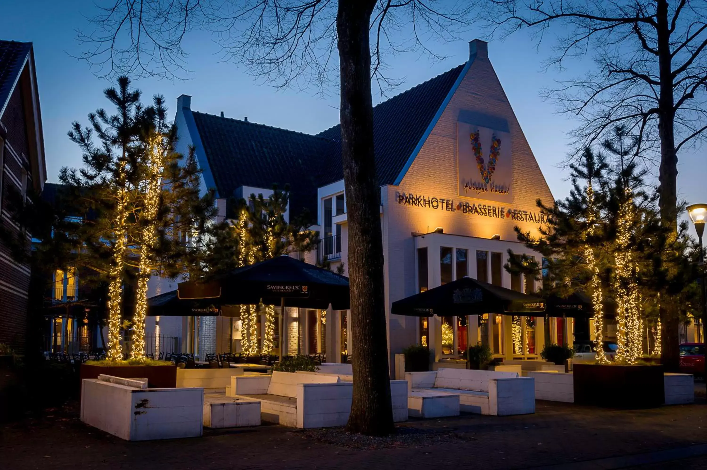 Facade/entrance, Property Building in Parkhotel Auberge Vincent