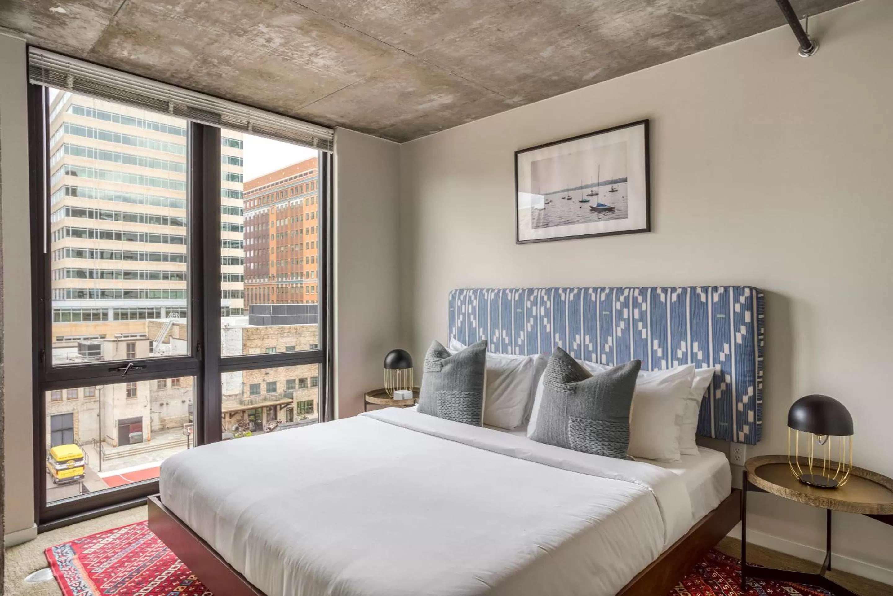 Bed in Mint House Minneapolis - Downtown West