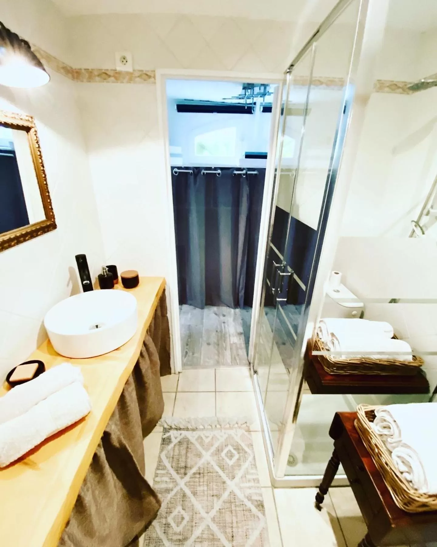 Bathroom in MAGNOLIA HOME 32