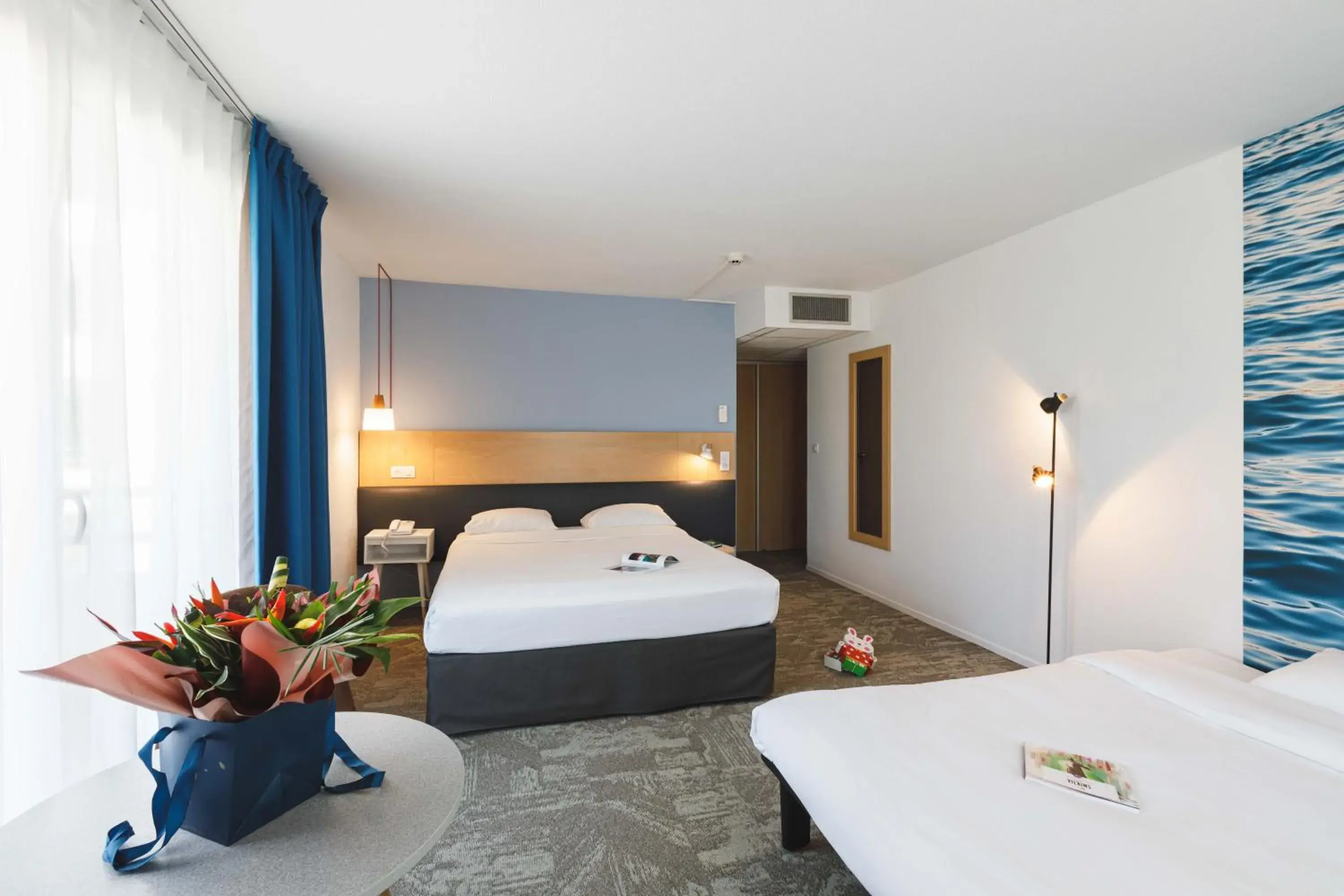 Photo of the whole room, Bed in ibis Styles Aix les Bains