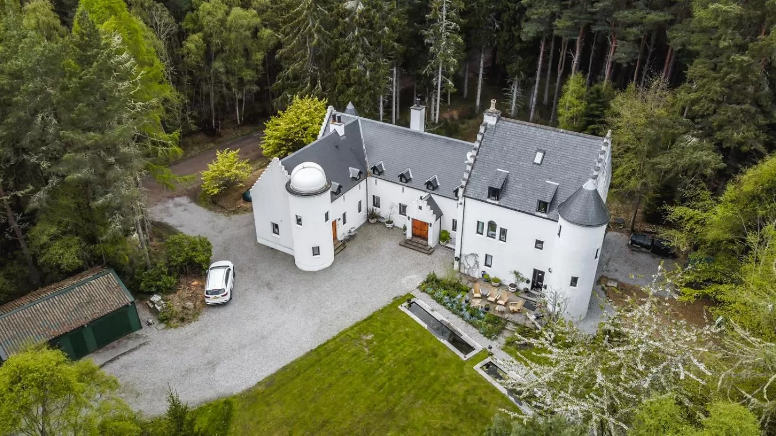 Bird's eye view, Bird's-eye View in White Rose Tower