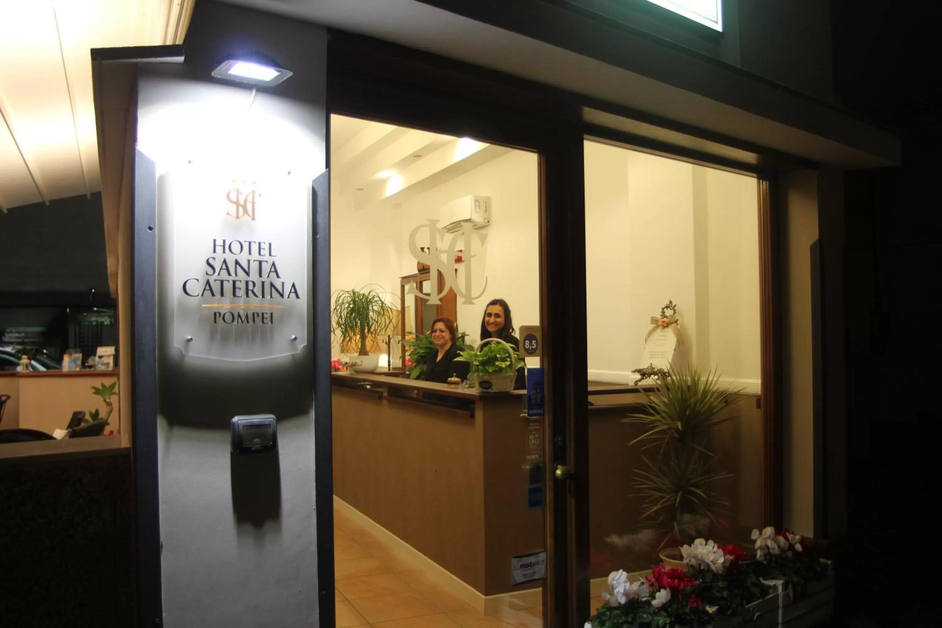 Facade/entrance in Santa Caterina