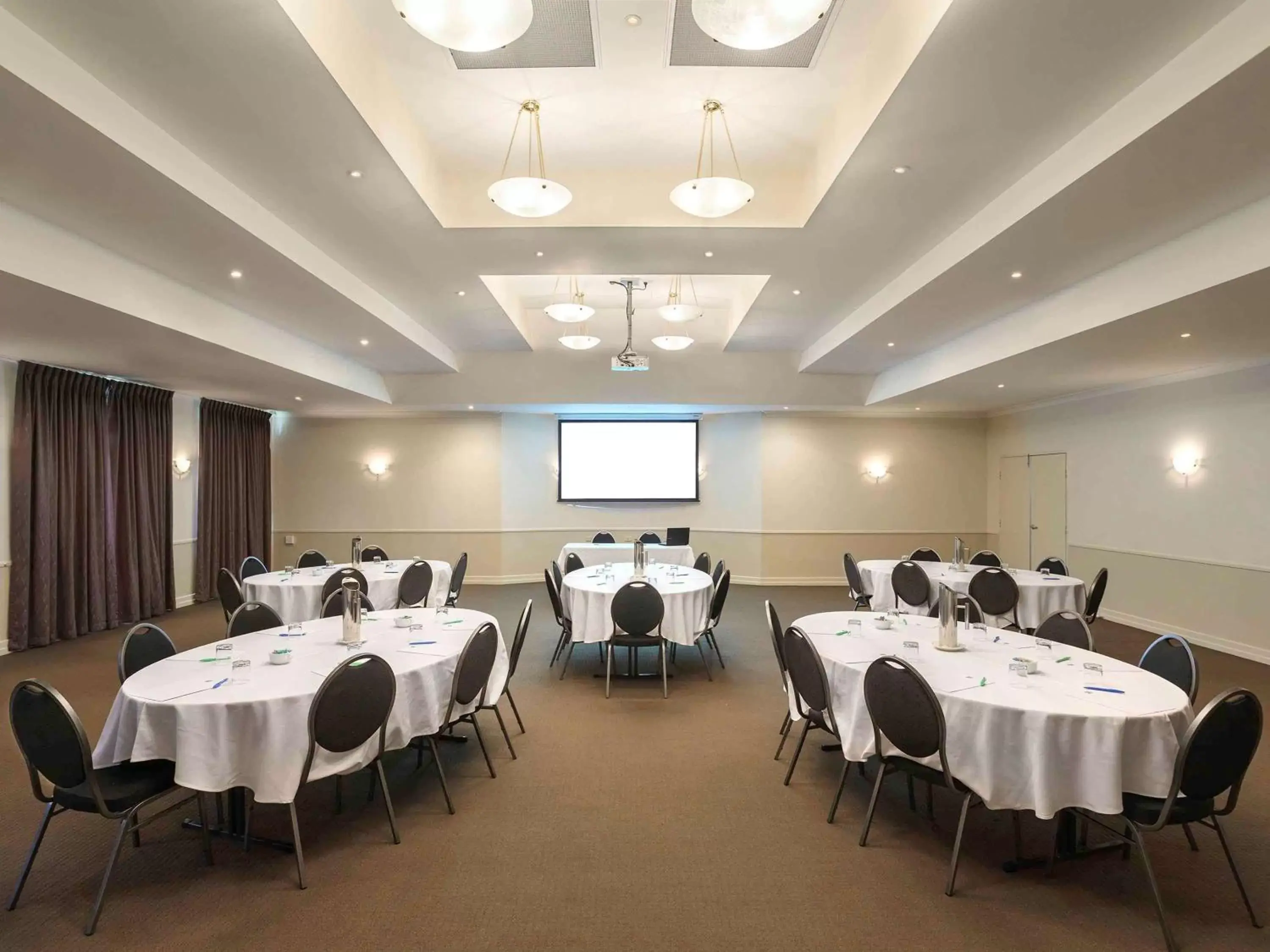 Meeting/conference room in ibis Styles Tamworth