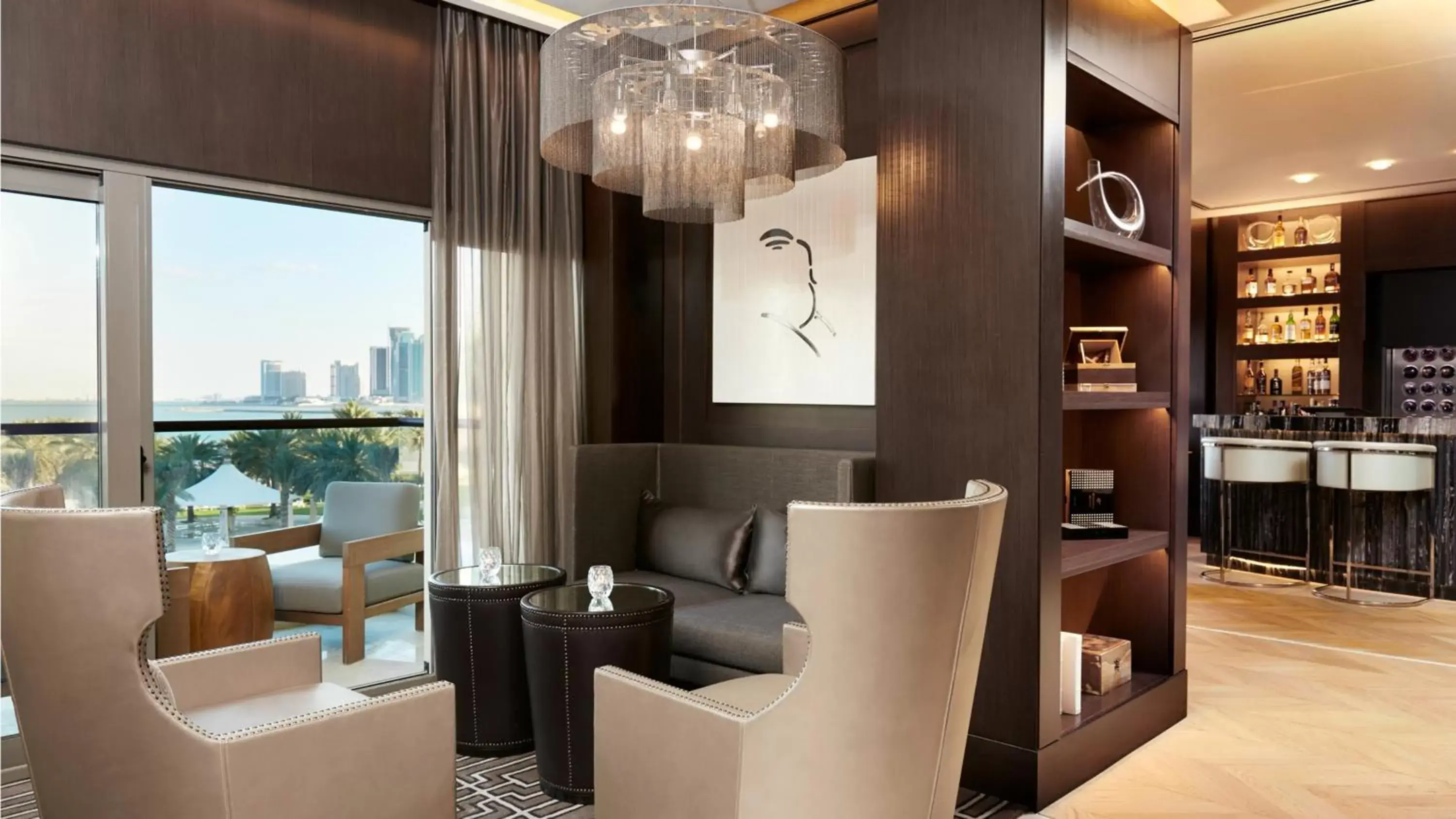 Lounge or bar in InterContinental Doha Beach & Spa, an IHG Hotel