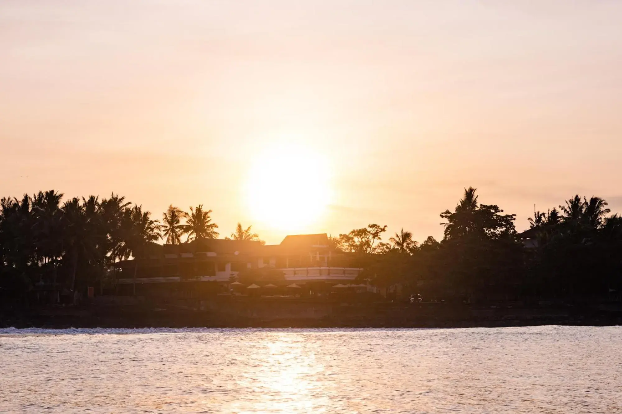 Property building, Sunrise/Sunset in Bombora Medewi