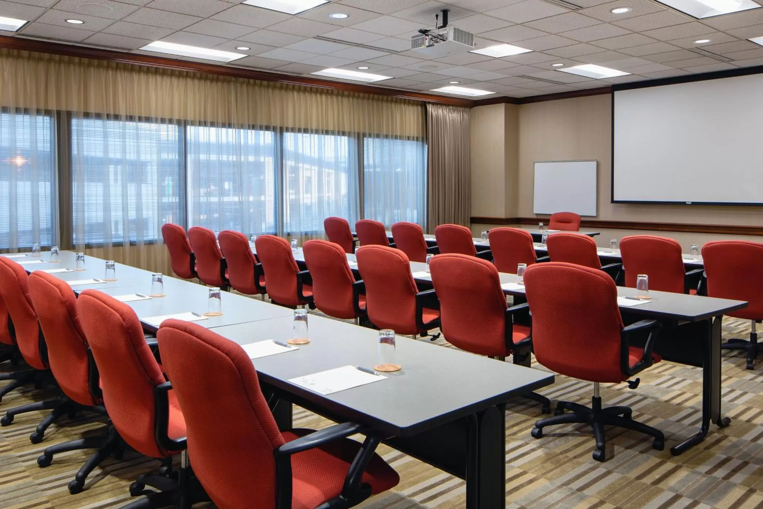 Meeting/conference room in The Westin Southfield Detroit