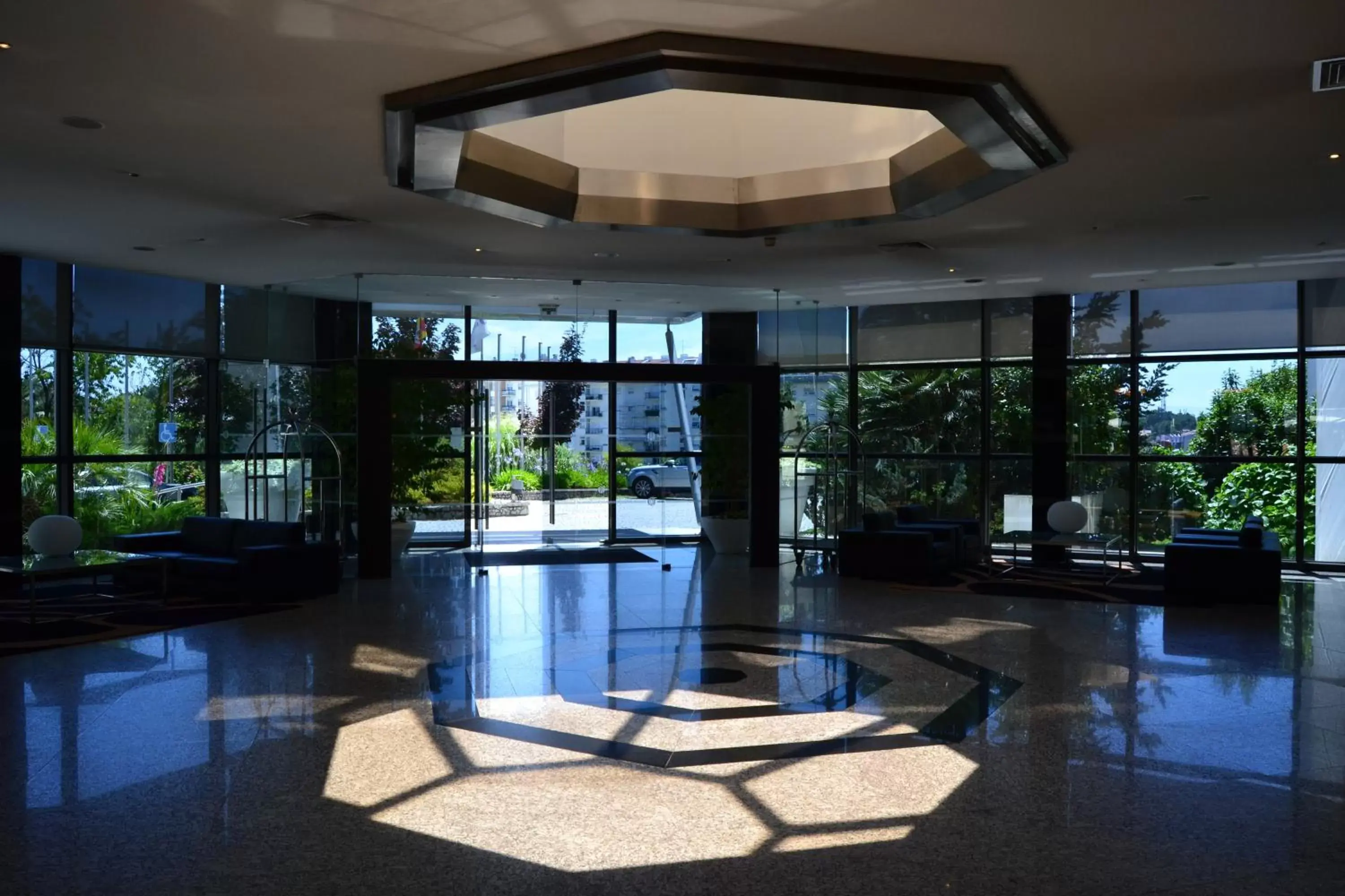 Lobby or reception, Swimming Pool in Montebelo Viseu Congress Hotel