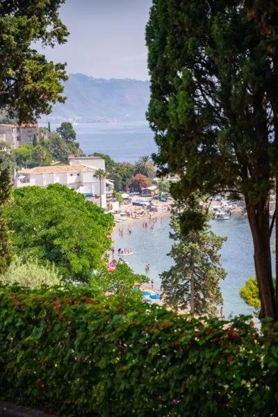 Natural landscape in ToviMar Apartments