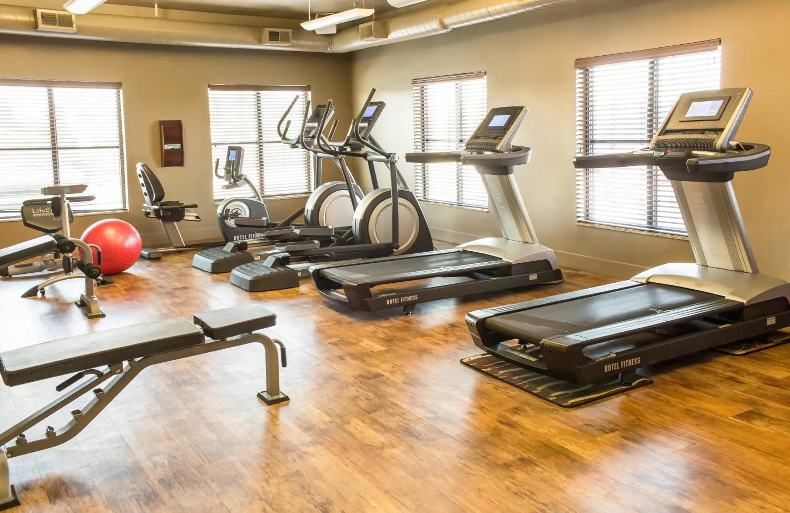 Fitness centre/facilities, Fitness Center/Facilities in Teddy's Residential Suites New Town