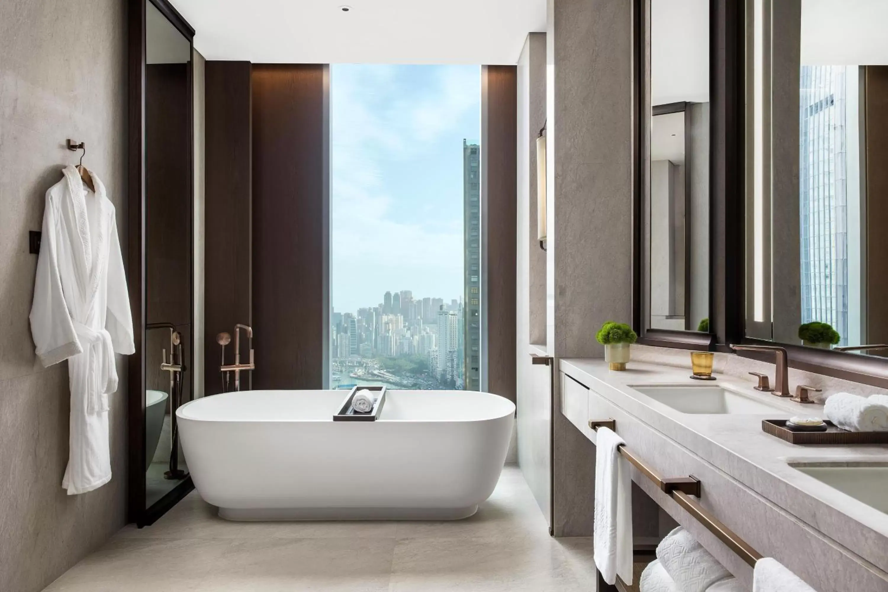 Bathroom in The St. Regis Hong Kong