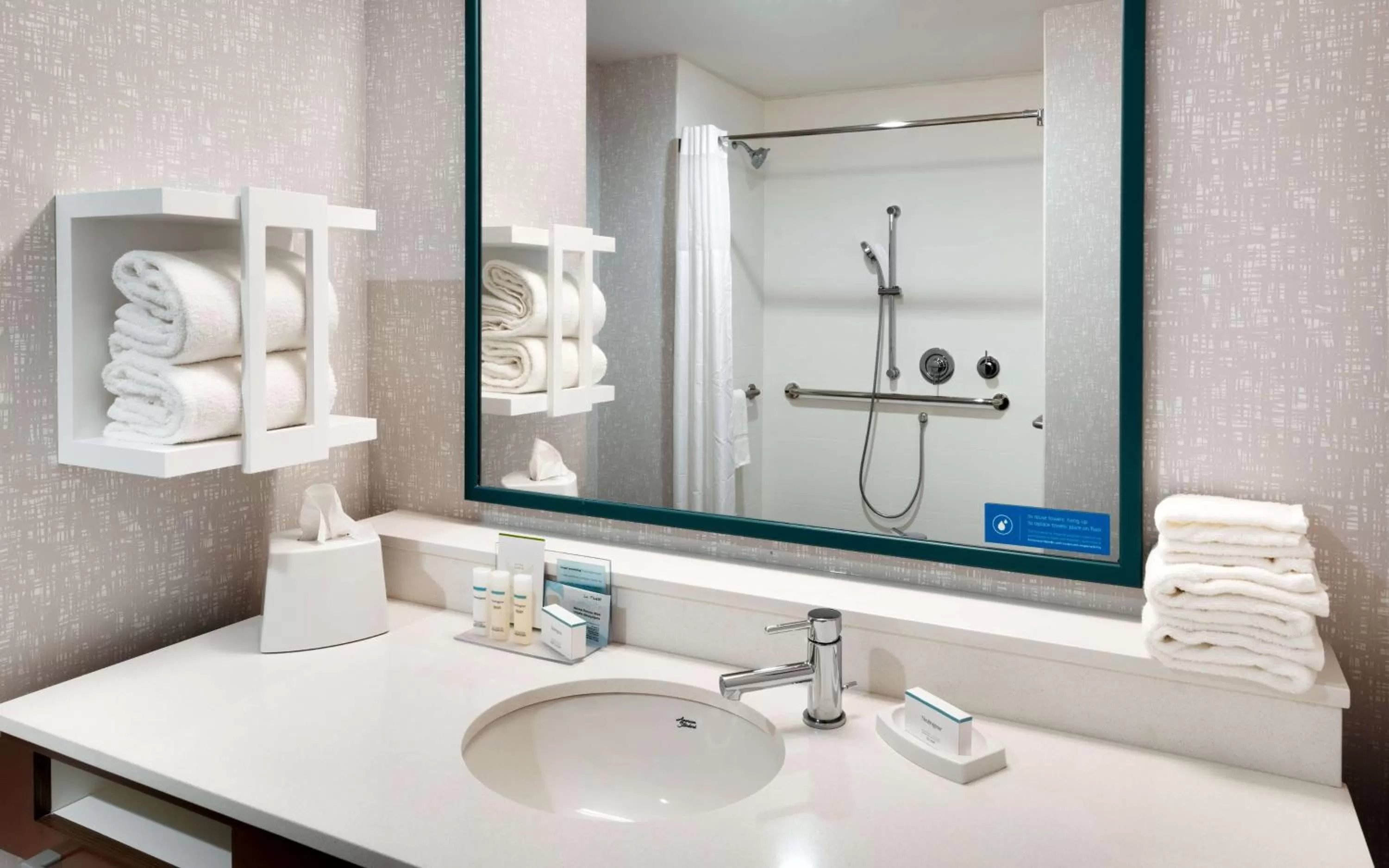 Bathroom in Hampton Inn Draper Salt Lake City, Ut