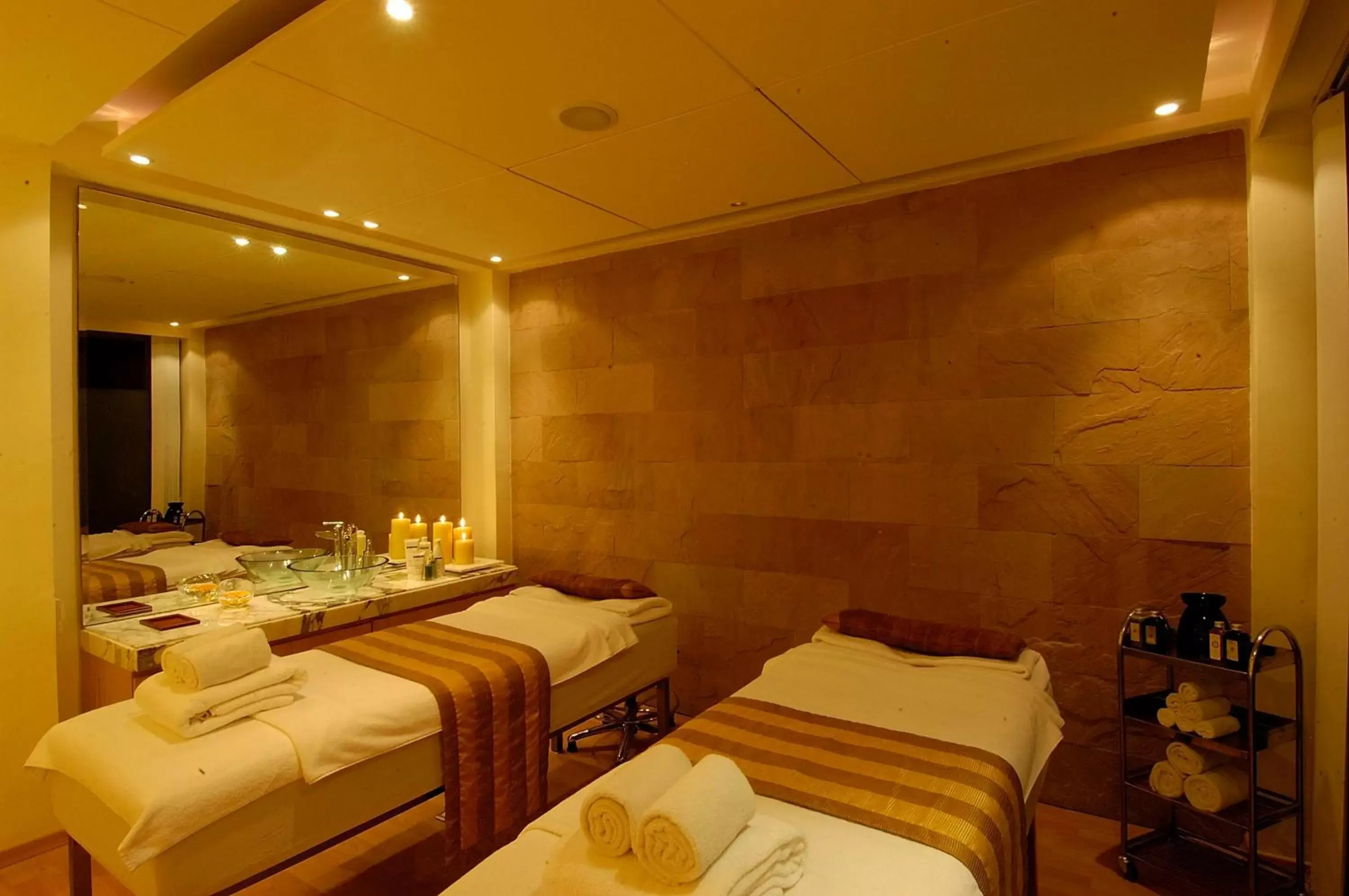 Spa and wellness centre/facilities in Hyatt Regency Kolkata