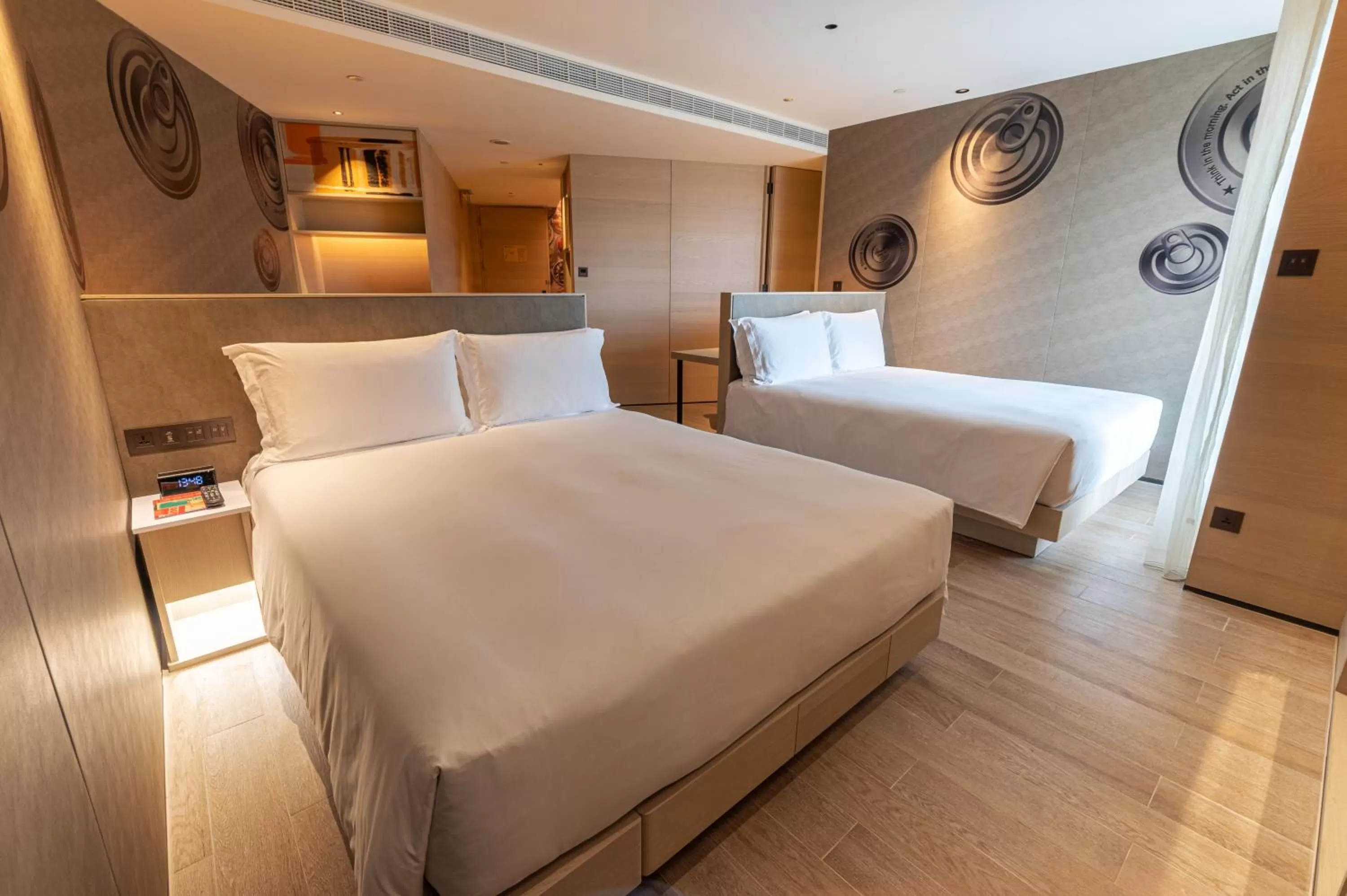 Photo of the whole room, Bed in Hotel Indigo Kaohsiung Central Park by IHG