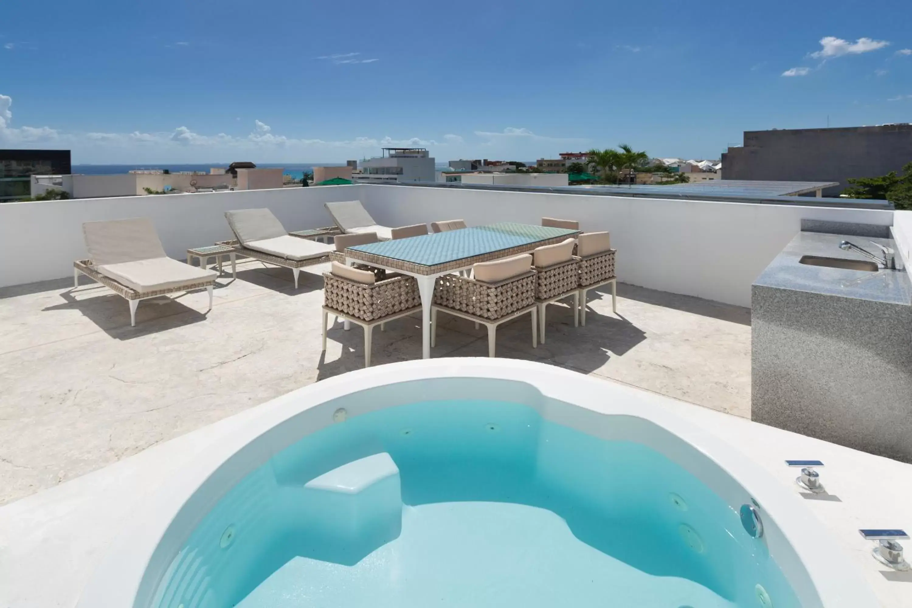 One-Bedroom Private Jacuzzi & Roof in Antera Hotel & Residences One-Bedroom Private Jacuzzi & Roof in Antera Hotel & Residences