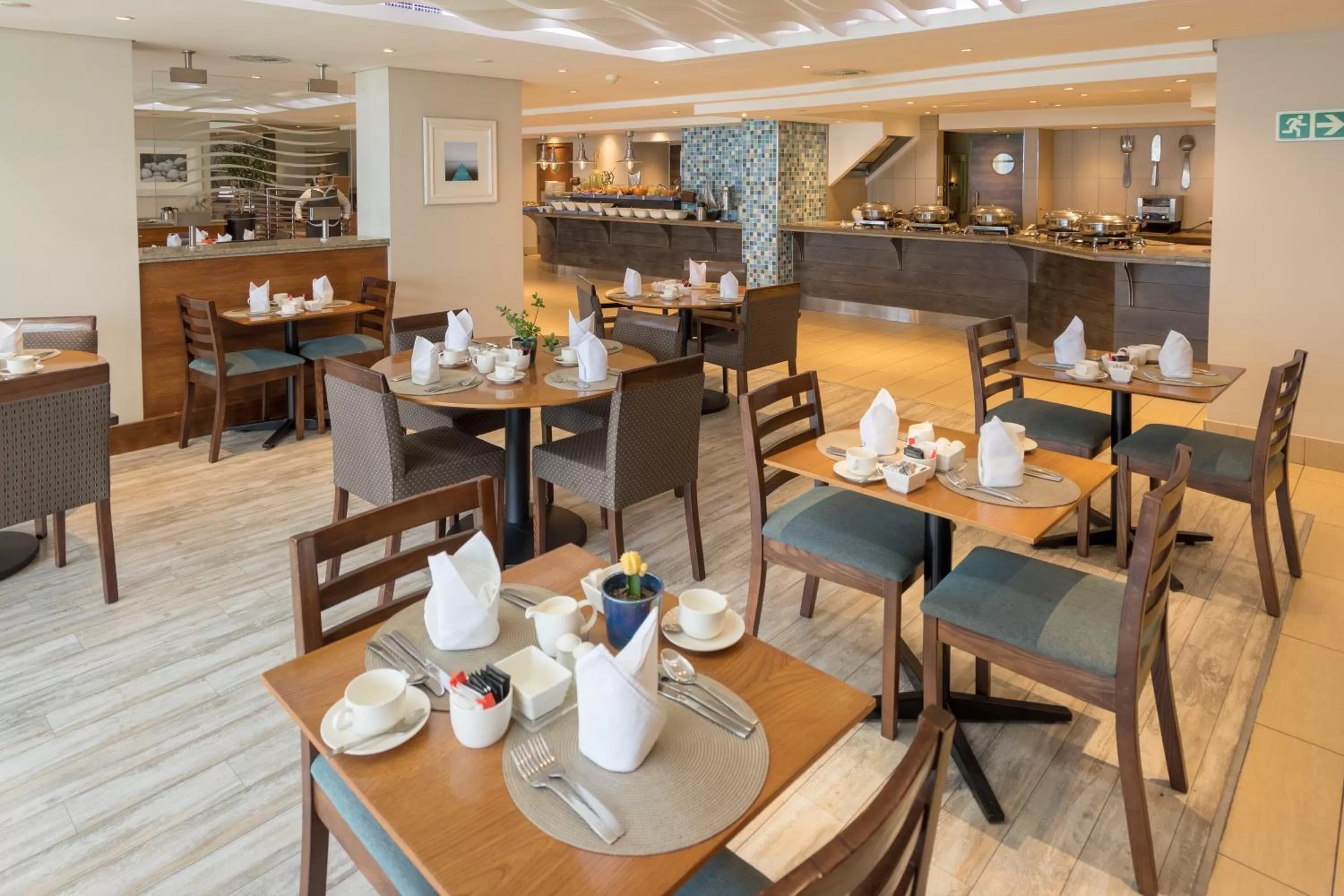 Restaurant/places to eat in Town Lodge Gqeberha