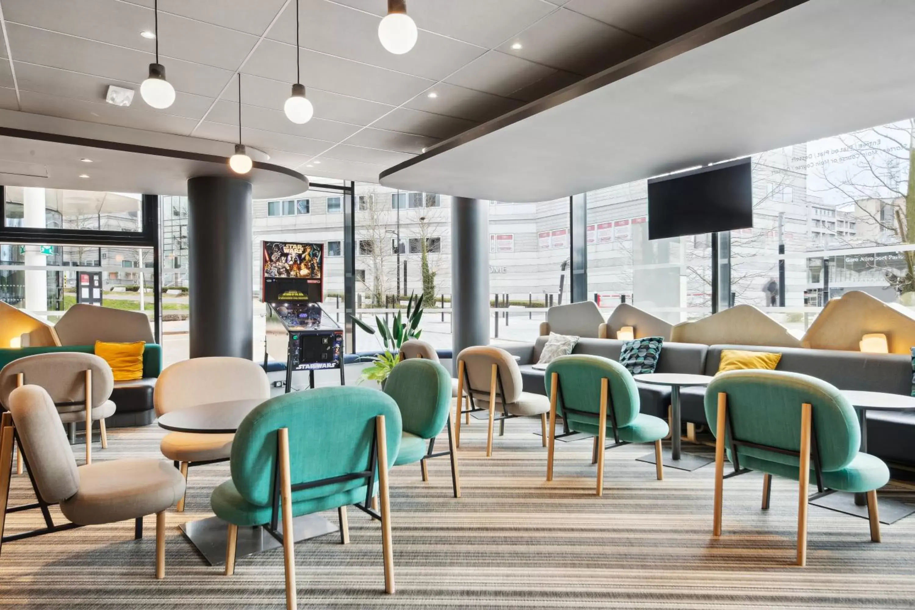 Seating area, Lounge/Bar in ibis Styles Paris Charles de Gaulle Airport