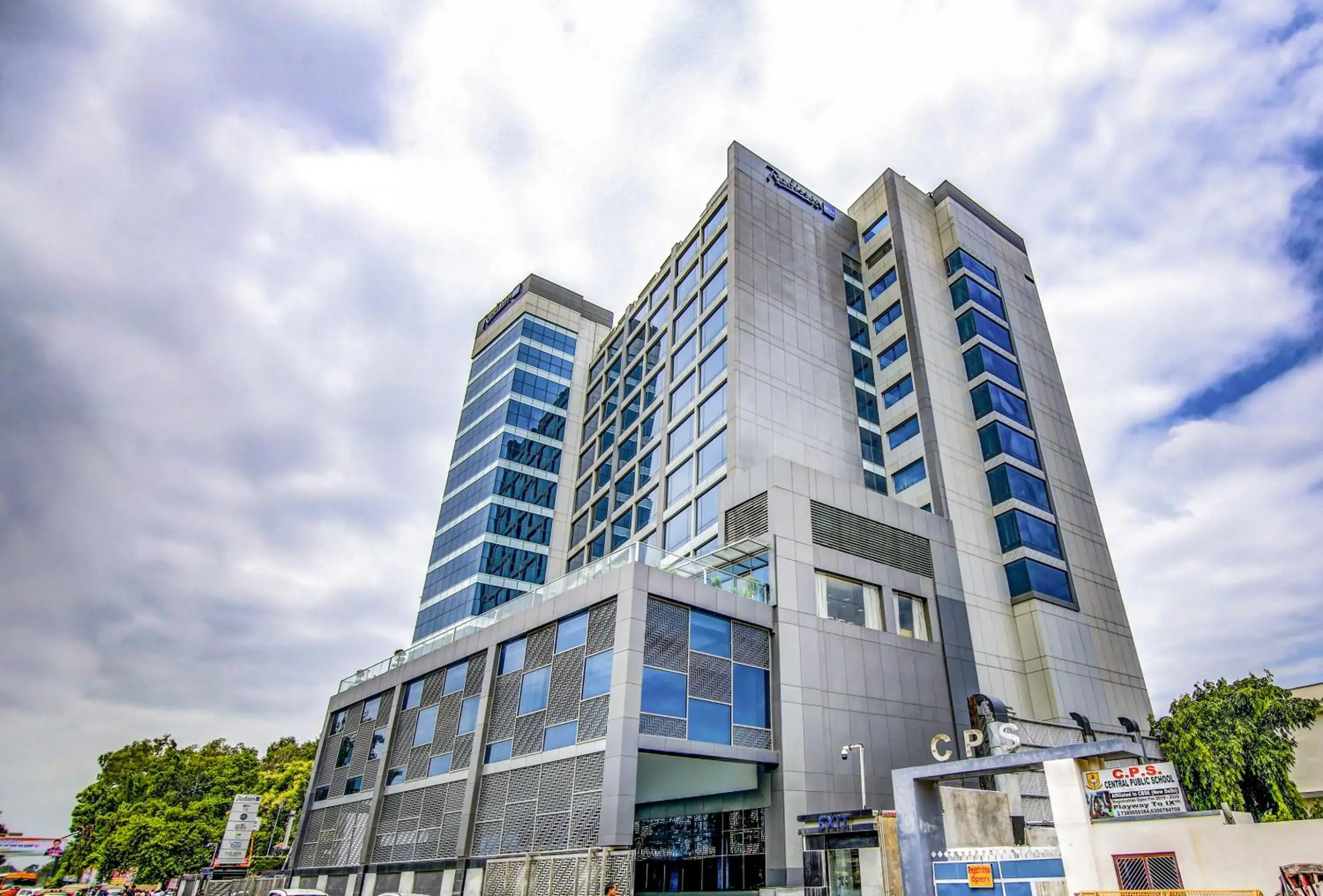 Property building in Radisson Blu Gorakhpur Property building in Radisson Blu Gorakhpur