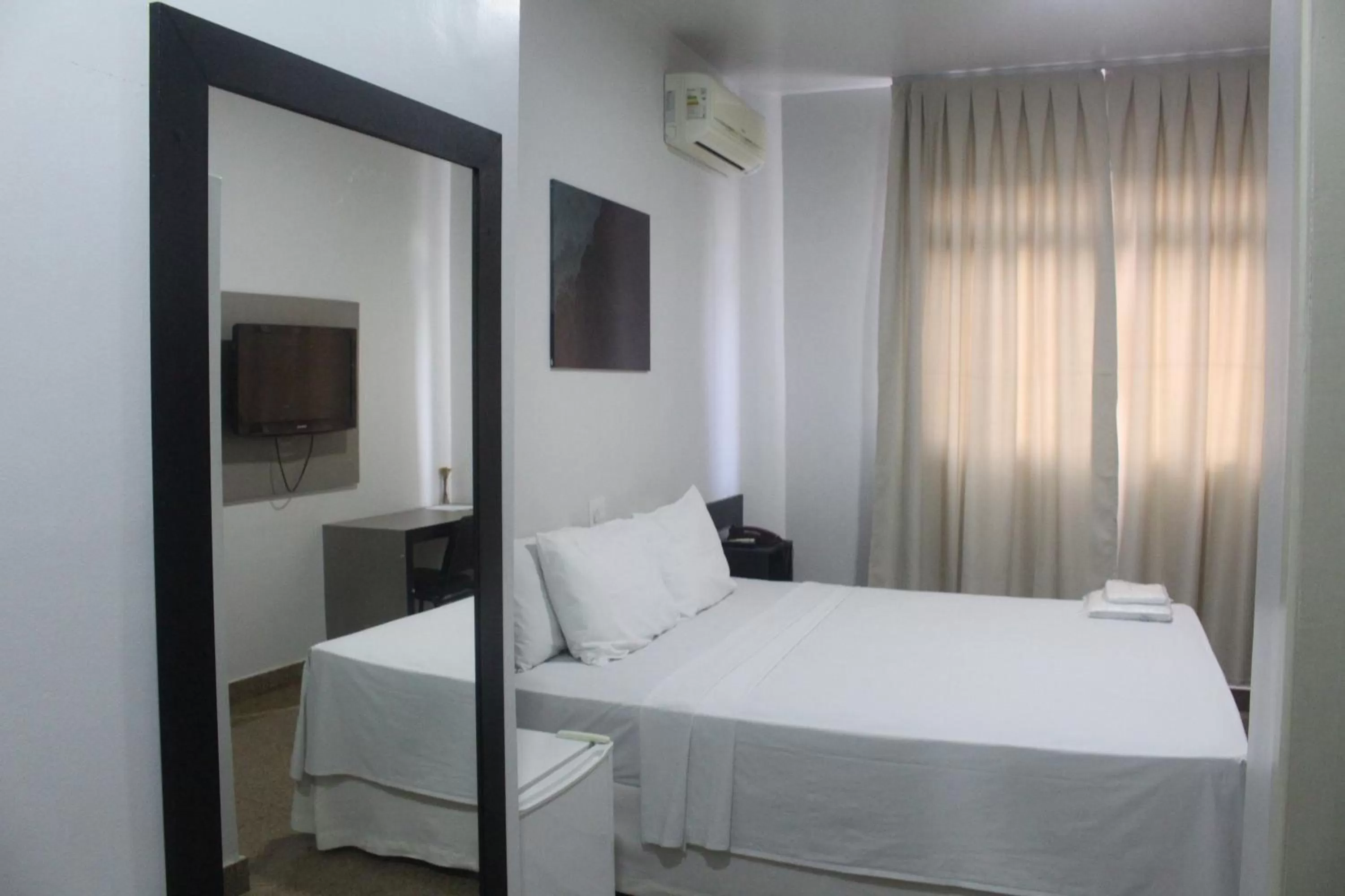 Bedroom, Bed in Hotel Oscar Blue Montes Claros