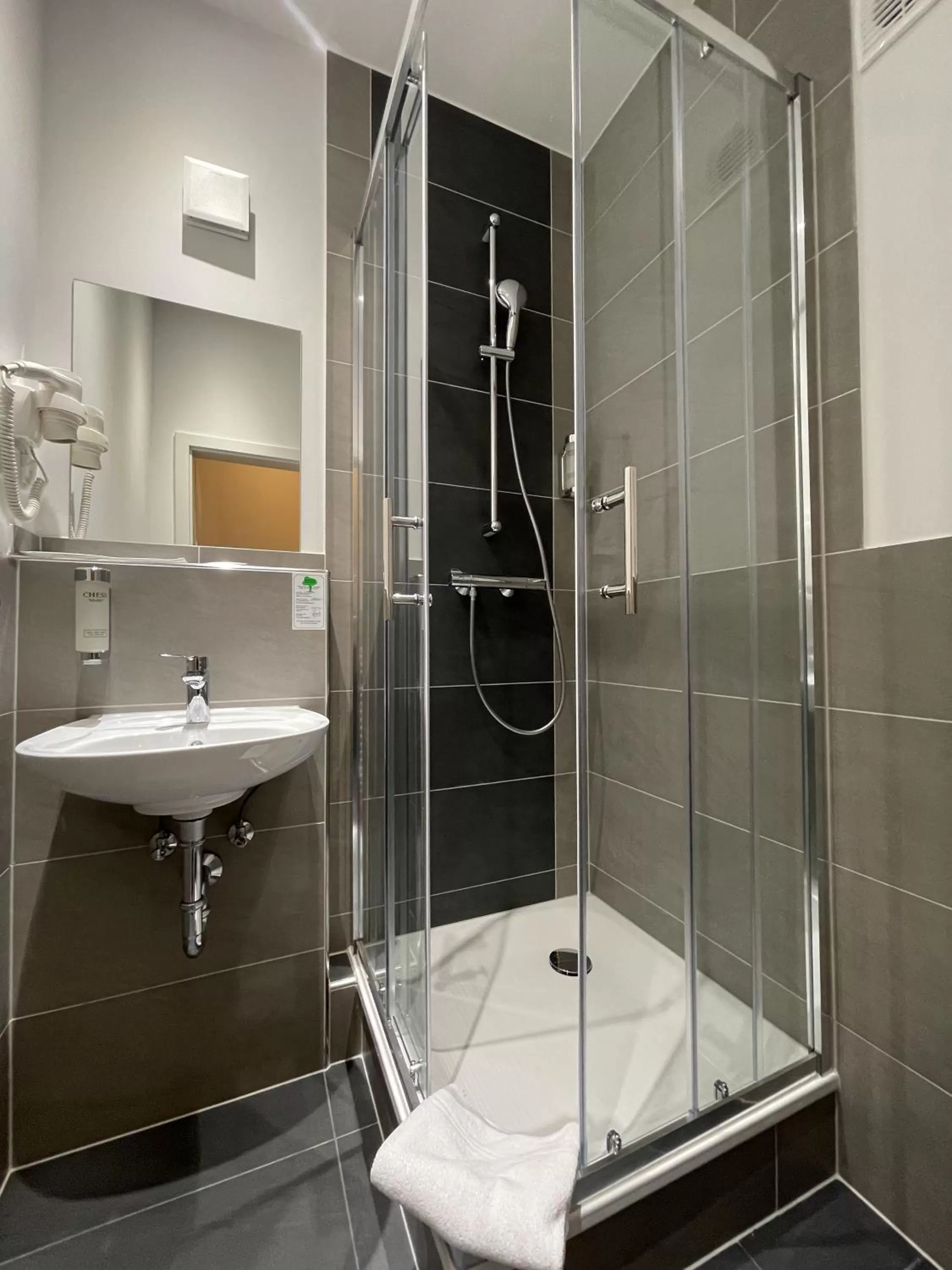 Bathroom in Palm Premium Hotel & Apartments