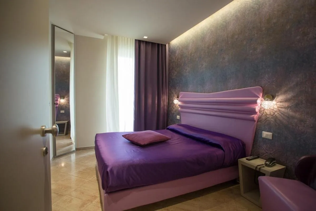 Bed in Hotel Principe SNC di Paloschi Valentina e Giulia