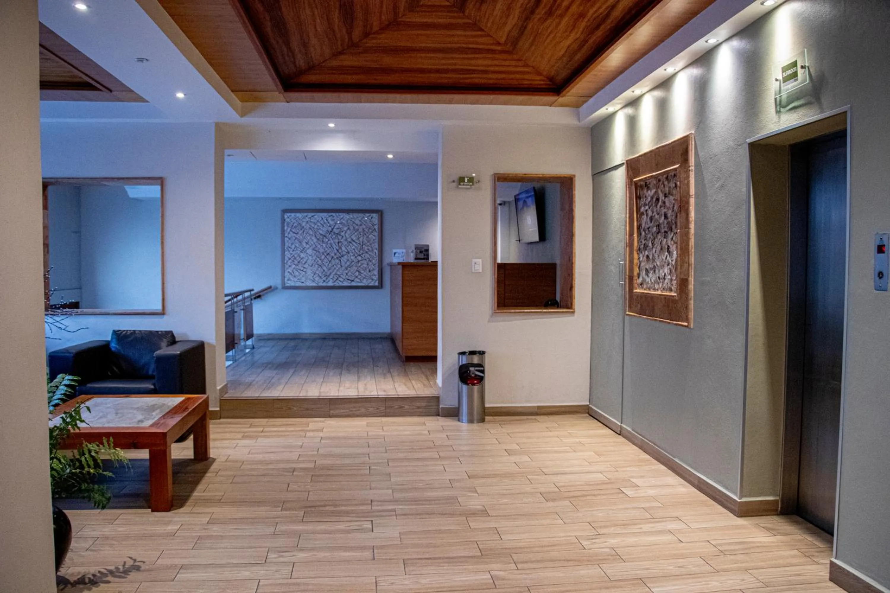 Living room in Hotel Qualitel Centro Histórico