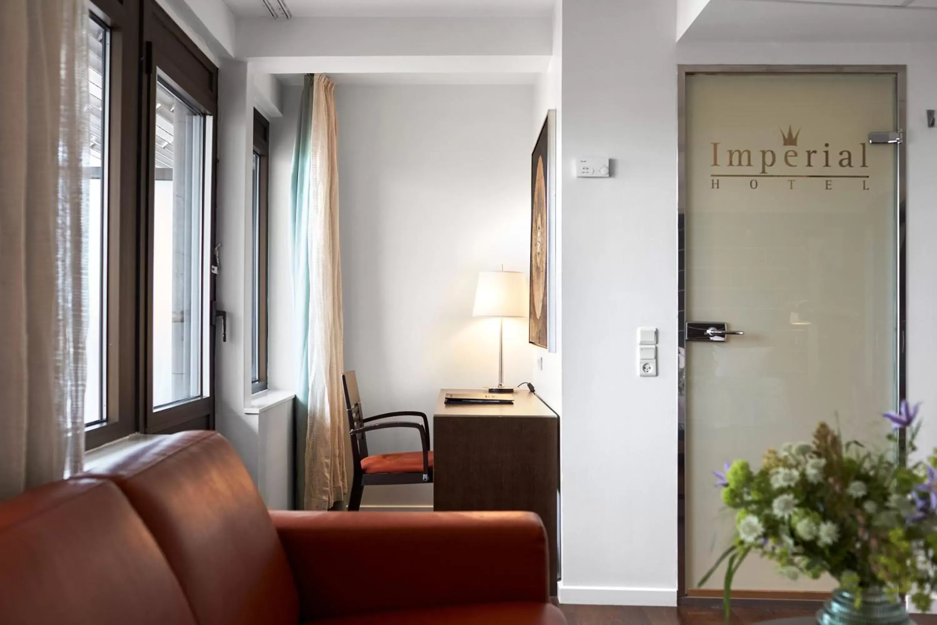 Bathroom, Seating Area in Imperial Hotel