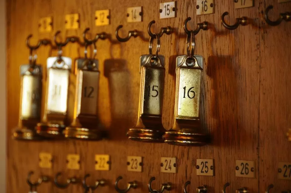 Lobby or reception in Hostellerie de la Tour d'Auxois