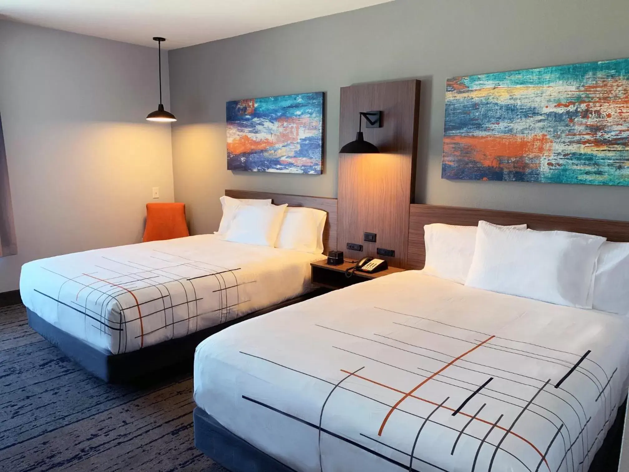 Bedroom, Bed in La Quinta Inn & Suites by Wyndham Frisco