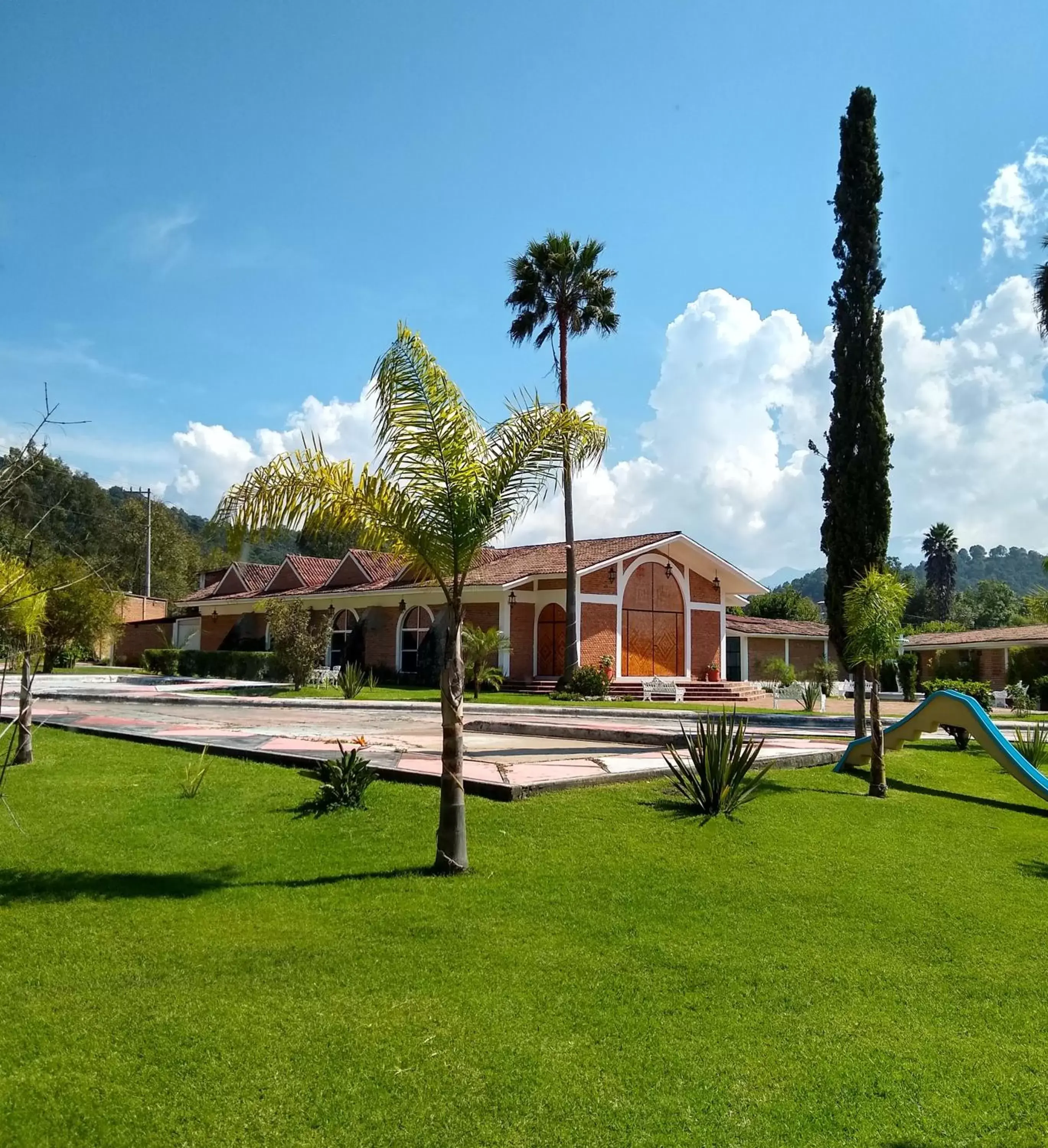 Garden, Property Building in Hotel Villa Monarca Inn