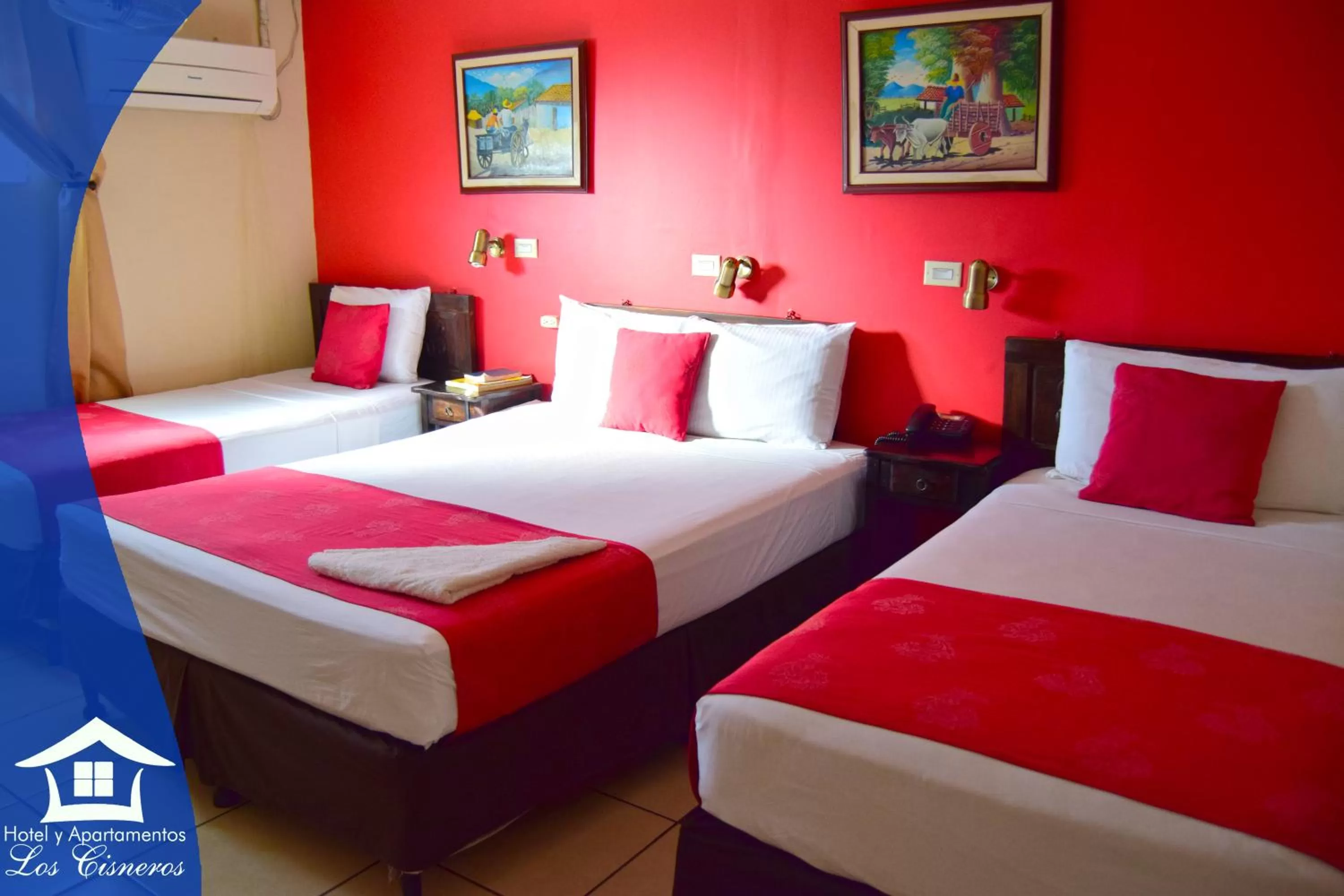 Bed in Hotel y Apartments Los Cisneros