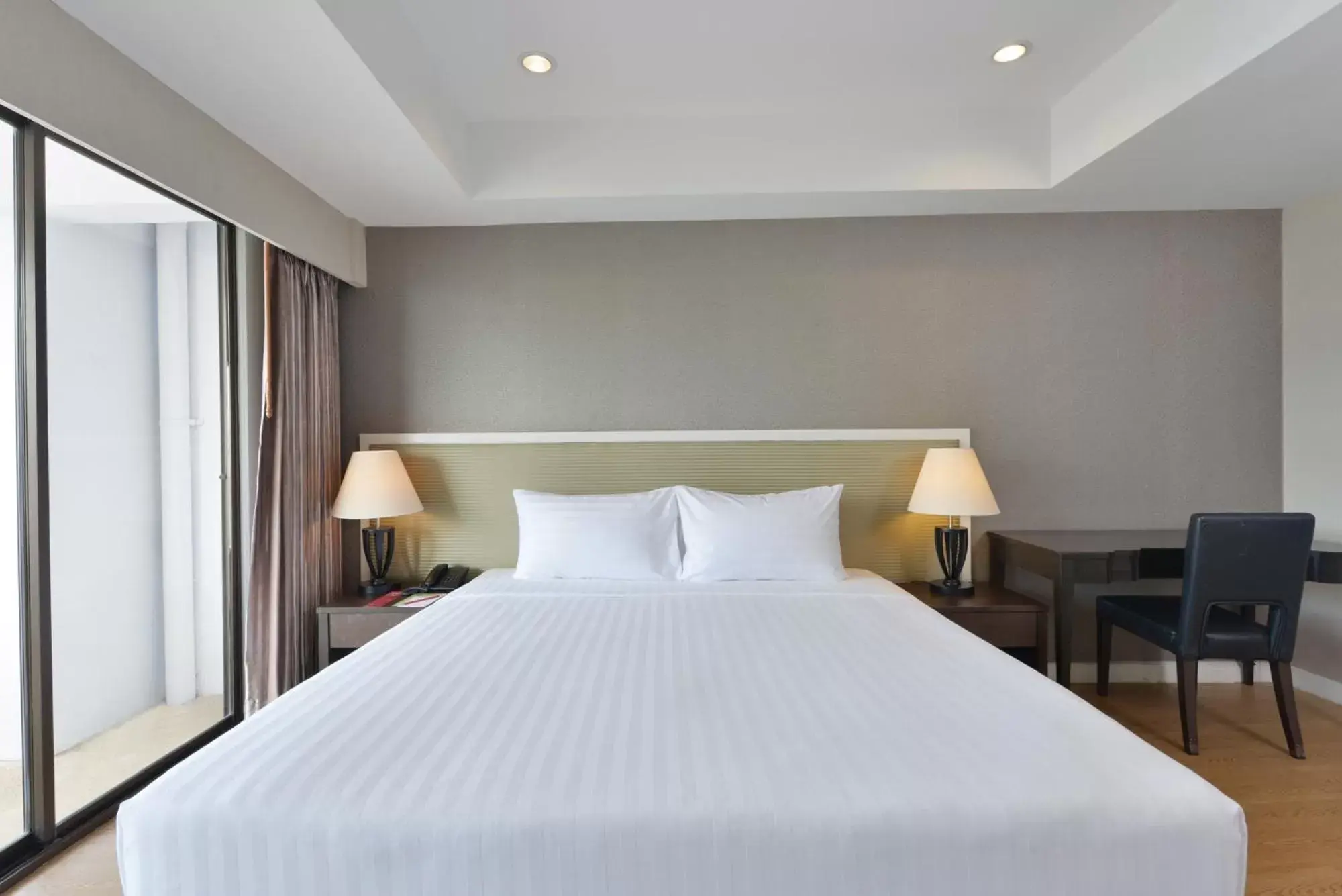 Guests, Bed in D Varee Jomtien Beach, Pattaya