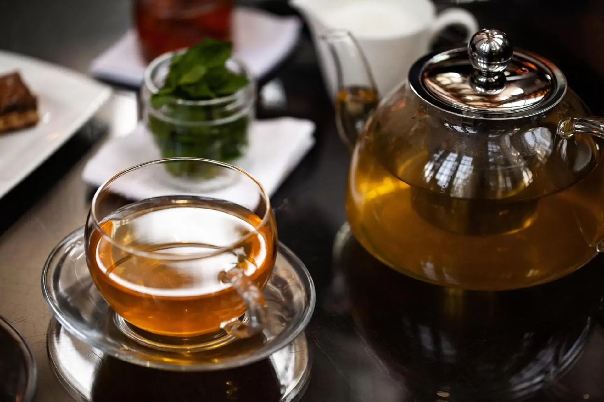 Coffee/tea facilities, Drinks in Four Seasons Hotel Riyadh