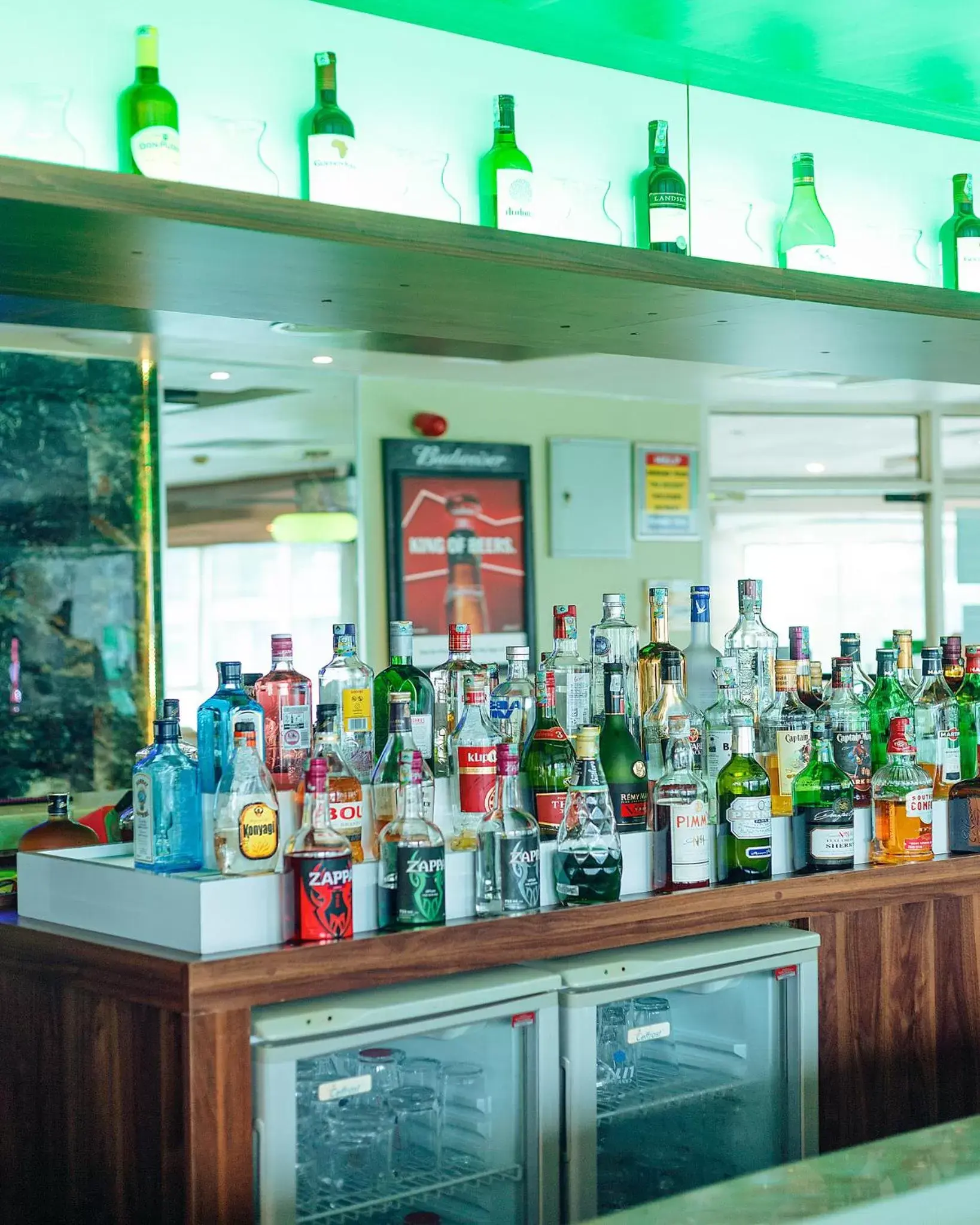 Lounge or bar in Holiday Inn Dar Es Salaam by IHG Lounge or bar in Holiday Inn Dar Es Salaam by IHG
