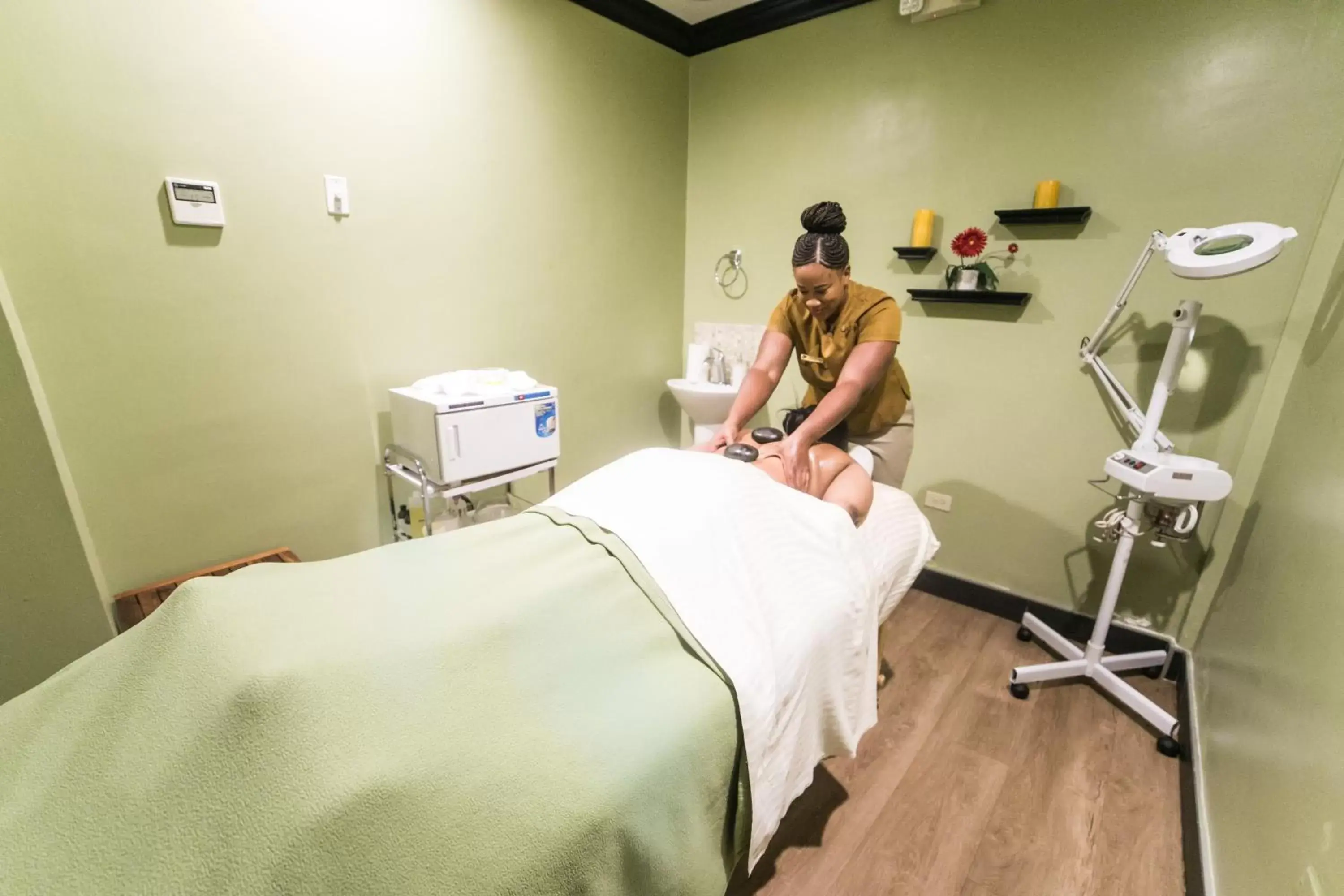 Massage in The Jamaica Pegasus Hotel