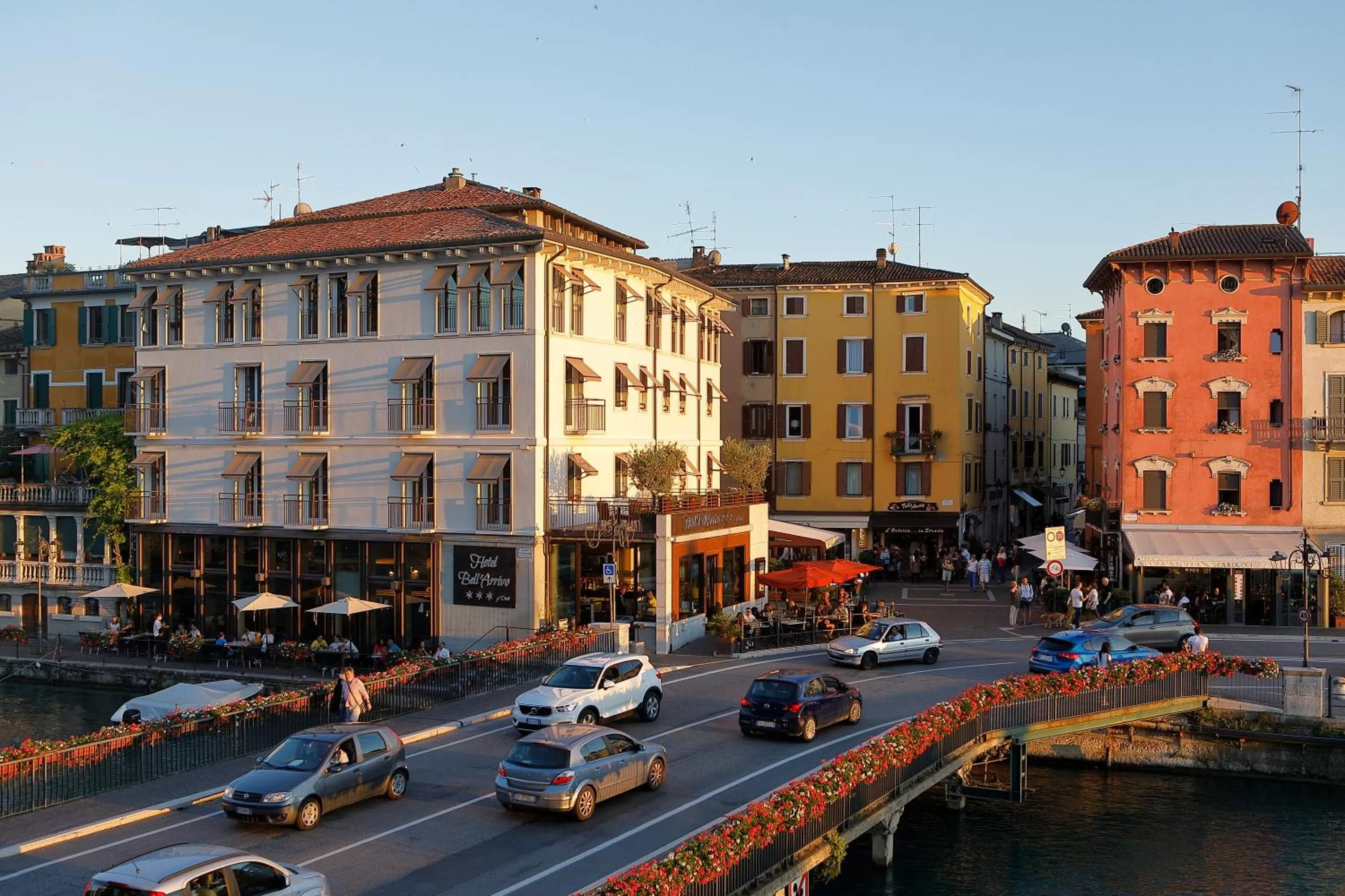 Neighbourhood in Hotel Bell'arrivo by Dori