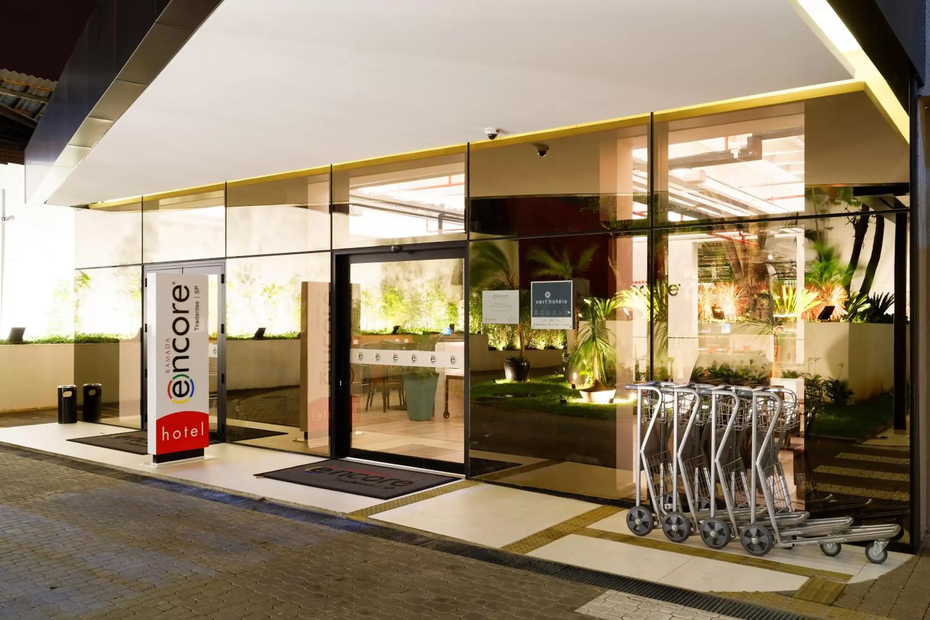 Facade/entrance in Ramada Encore Sao Paulo Tiradentes Centro Facade/entrance in Ramada Encore Sao Paulo Tiradentes Centro