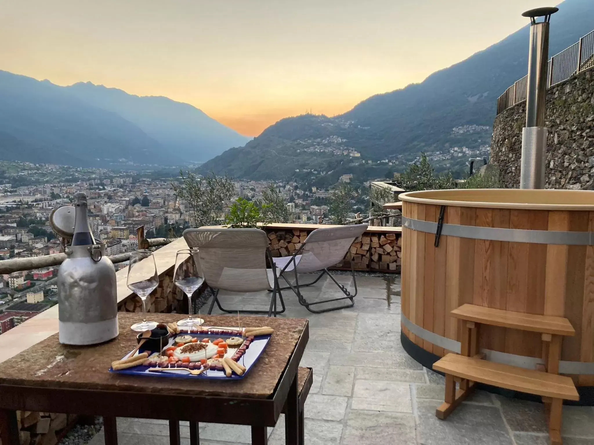 Swimming pool, Mountain View in SUITE&BREAKFAST Cà Rossa
