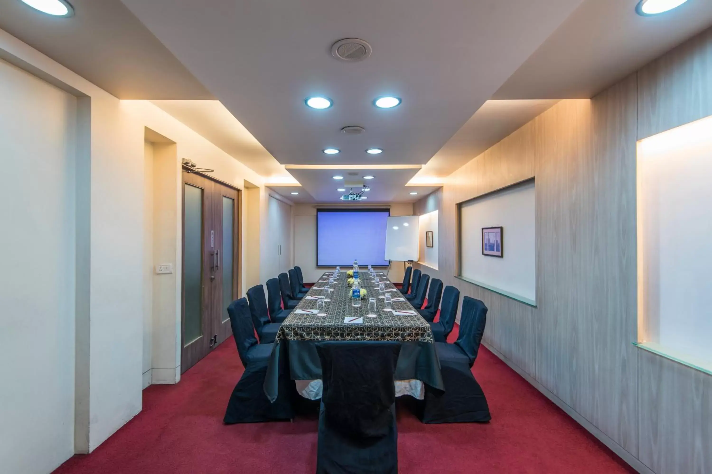 Meeting/conference room in Hotel Park Central Comfort- E- Suites