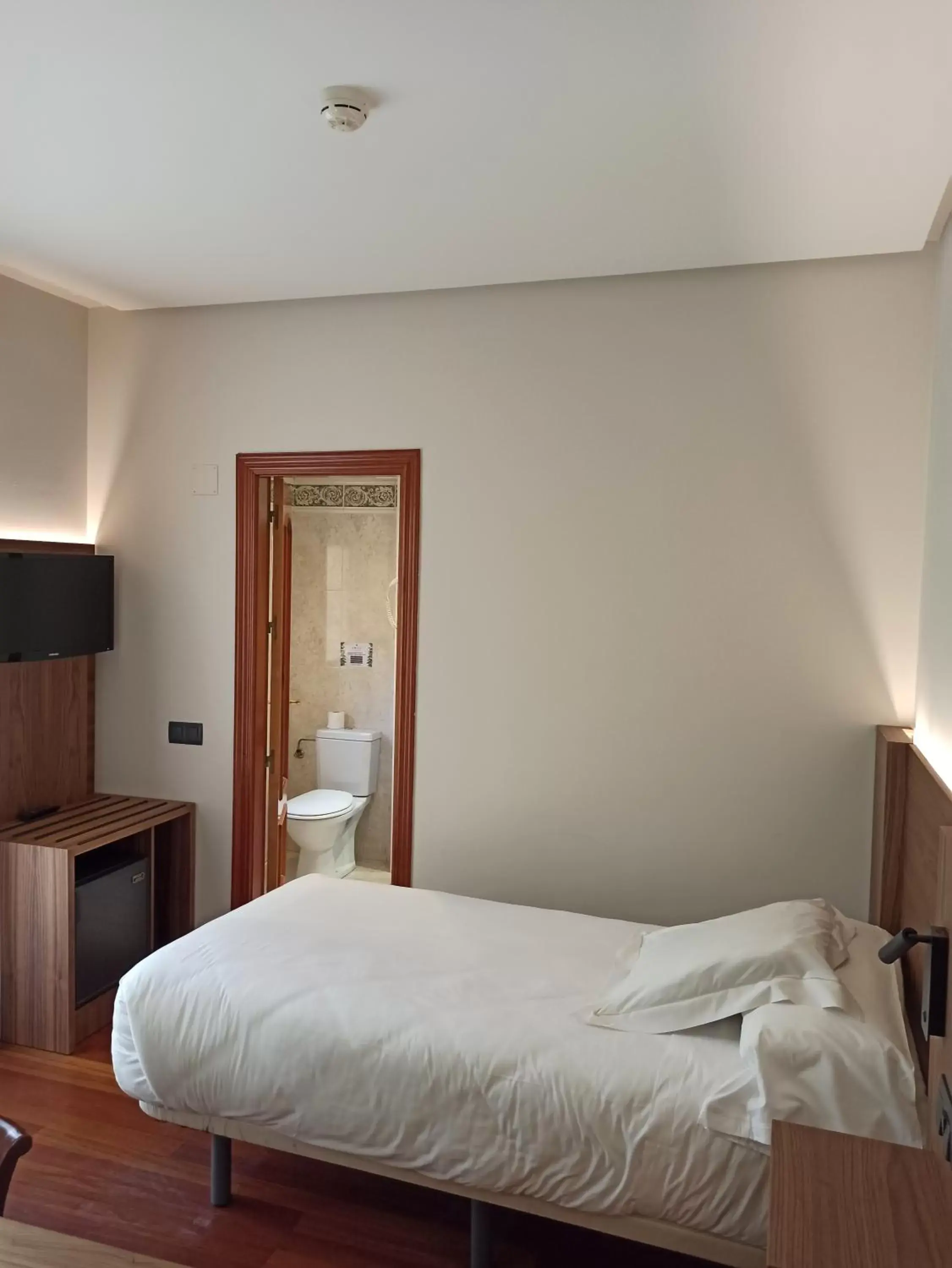 Bedroom, Bed in ARVA Spa París